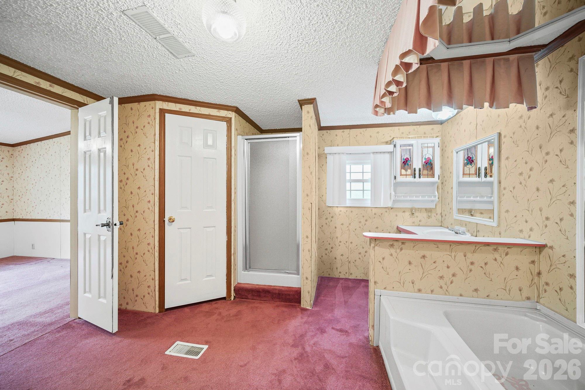 Single Family Residence at 1015 Southwood Drive, Clover, photo 15 of 22