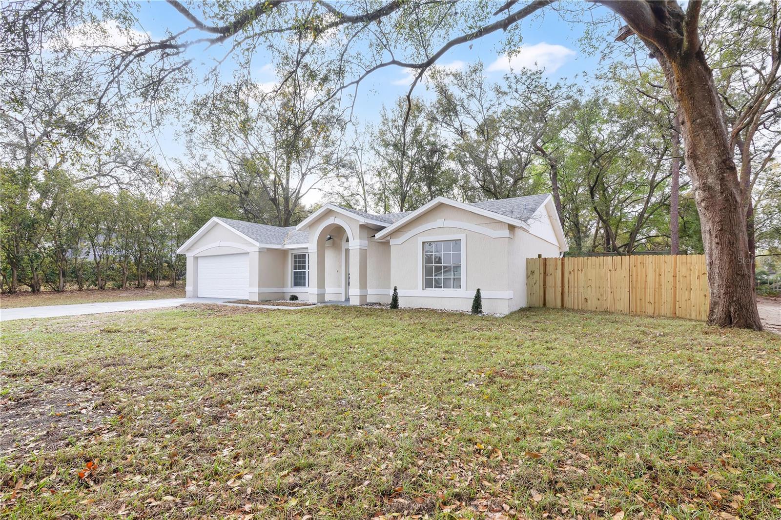 Single Family Residence at 1120 DUNBRIDGE ST, APOPKA, photo 2 of 38