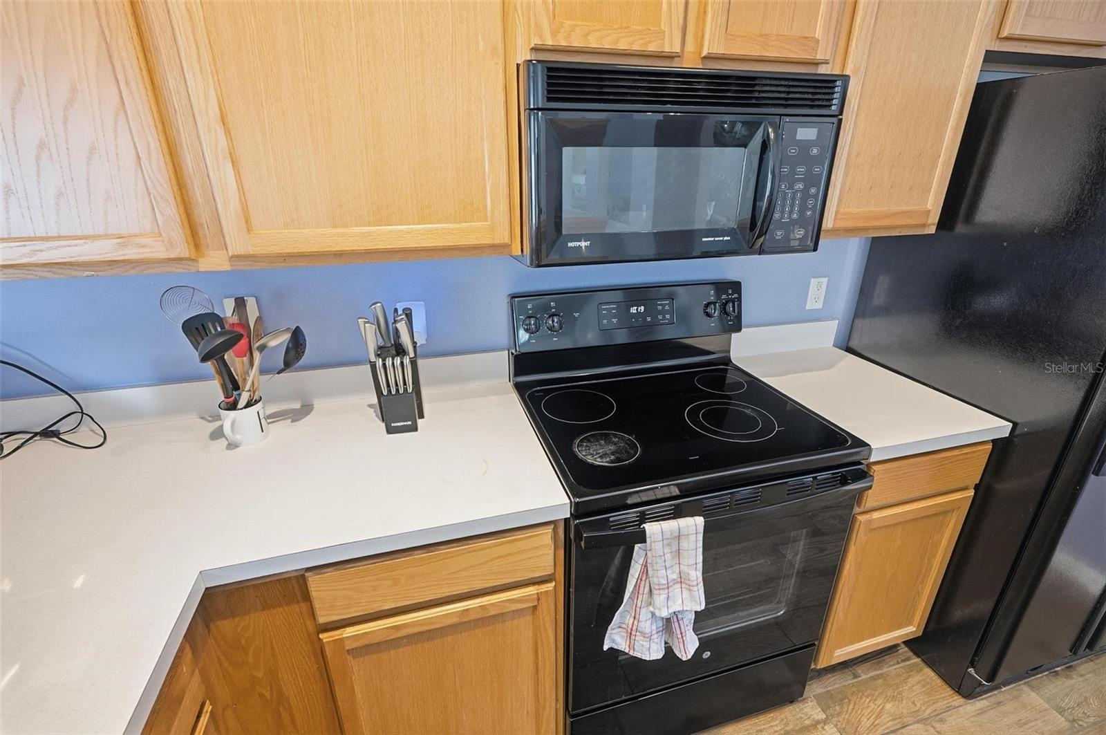 Kitchen - 69 LONDON DR, PALM COAST