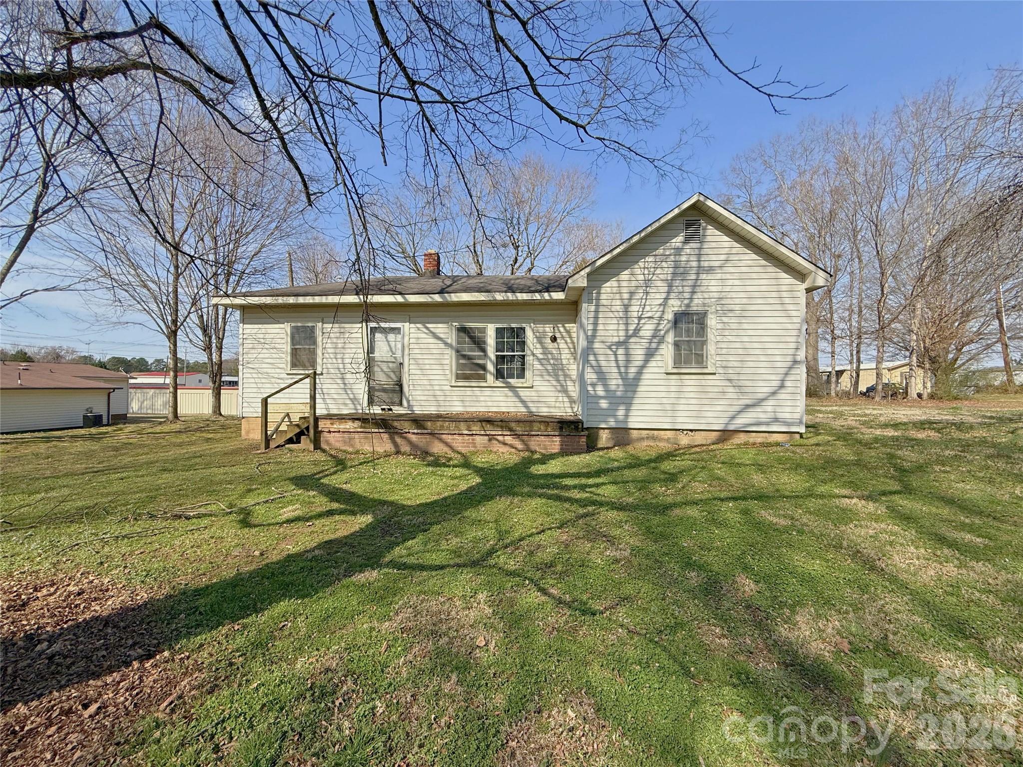 Single Family Residence at 00 Campground Road, Denver, photo 2 of 11