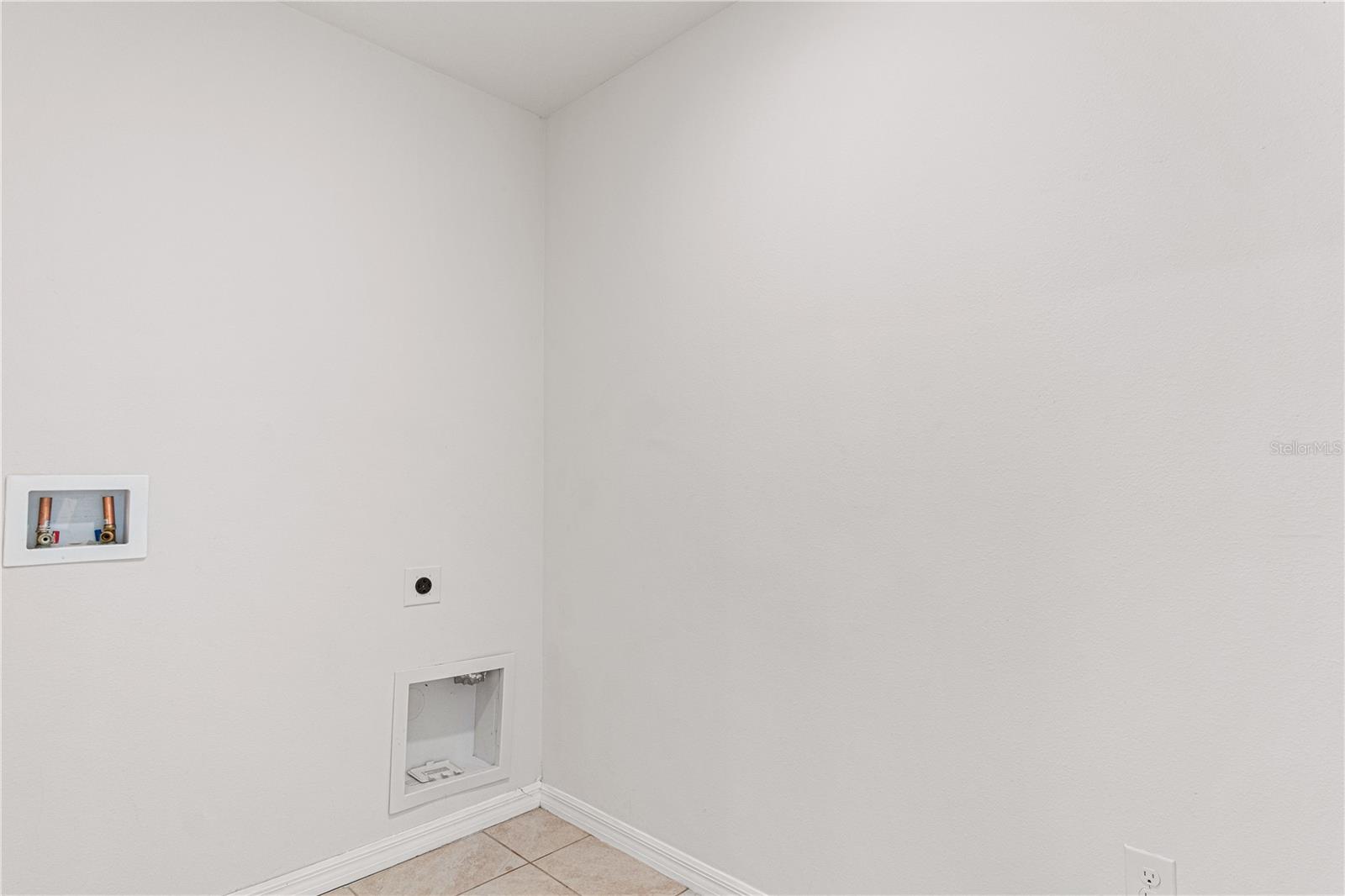 Single Family Residence at 2952 GIBRALTAR BLVD, NEW SMYRNA BEACH, photo 28 of 31