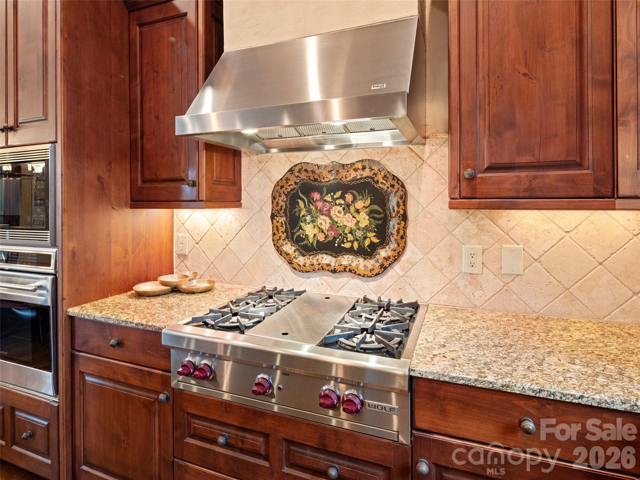 Townhouse at 575 Walnut Valley Parkway, Arden, photo 12 of 27