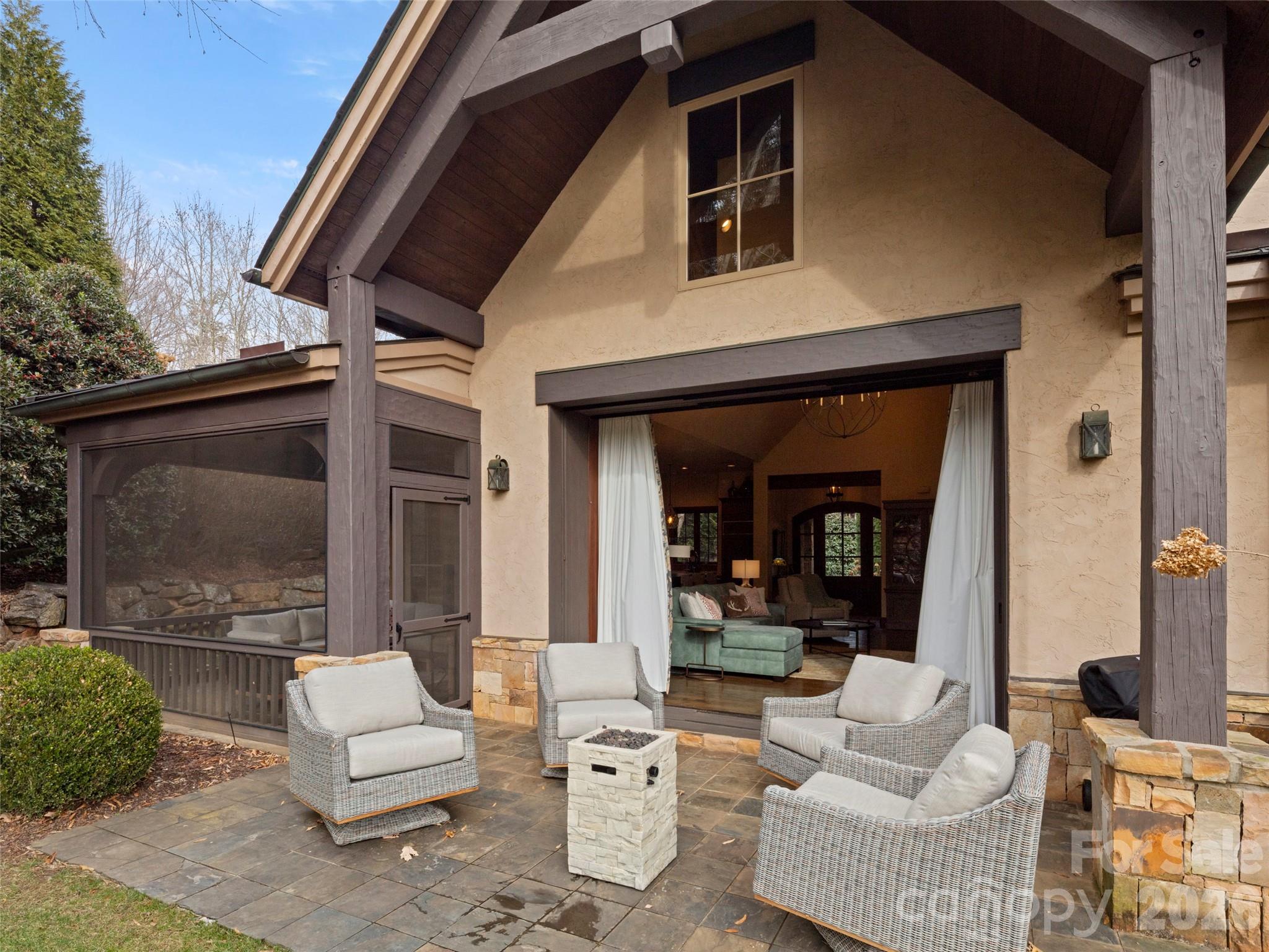 Townhouse at 575 Walnut Valley Parkway, Arden, photo 15 of 27