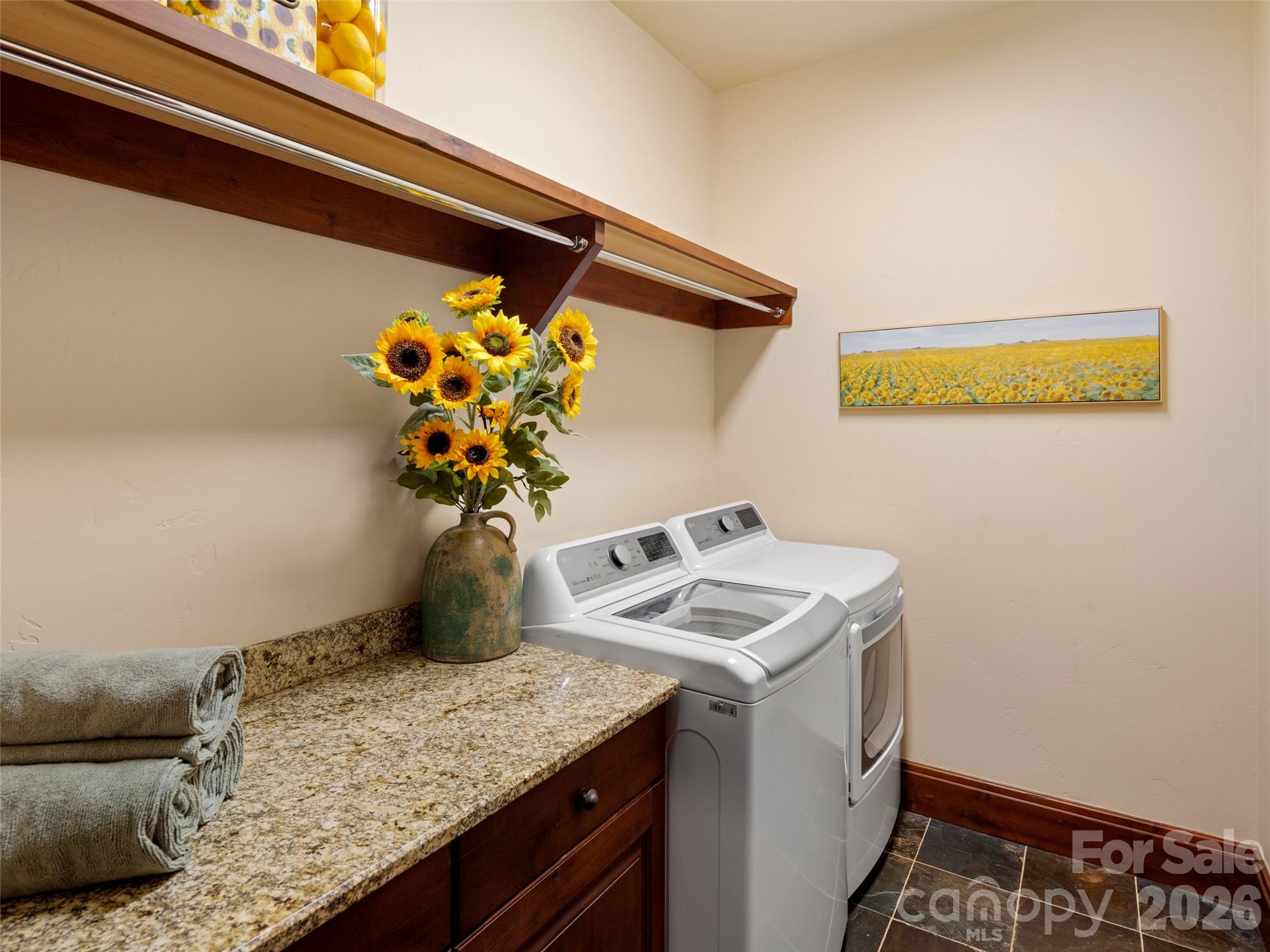 Townhouse at 575 Walnut Valley Parkway, Arden, photo 25 of 27