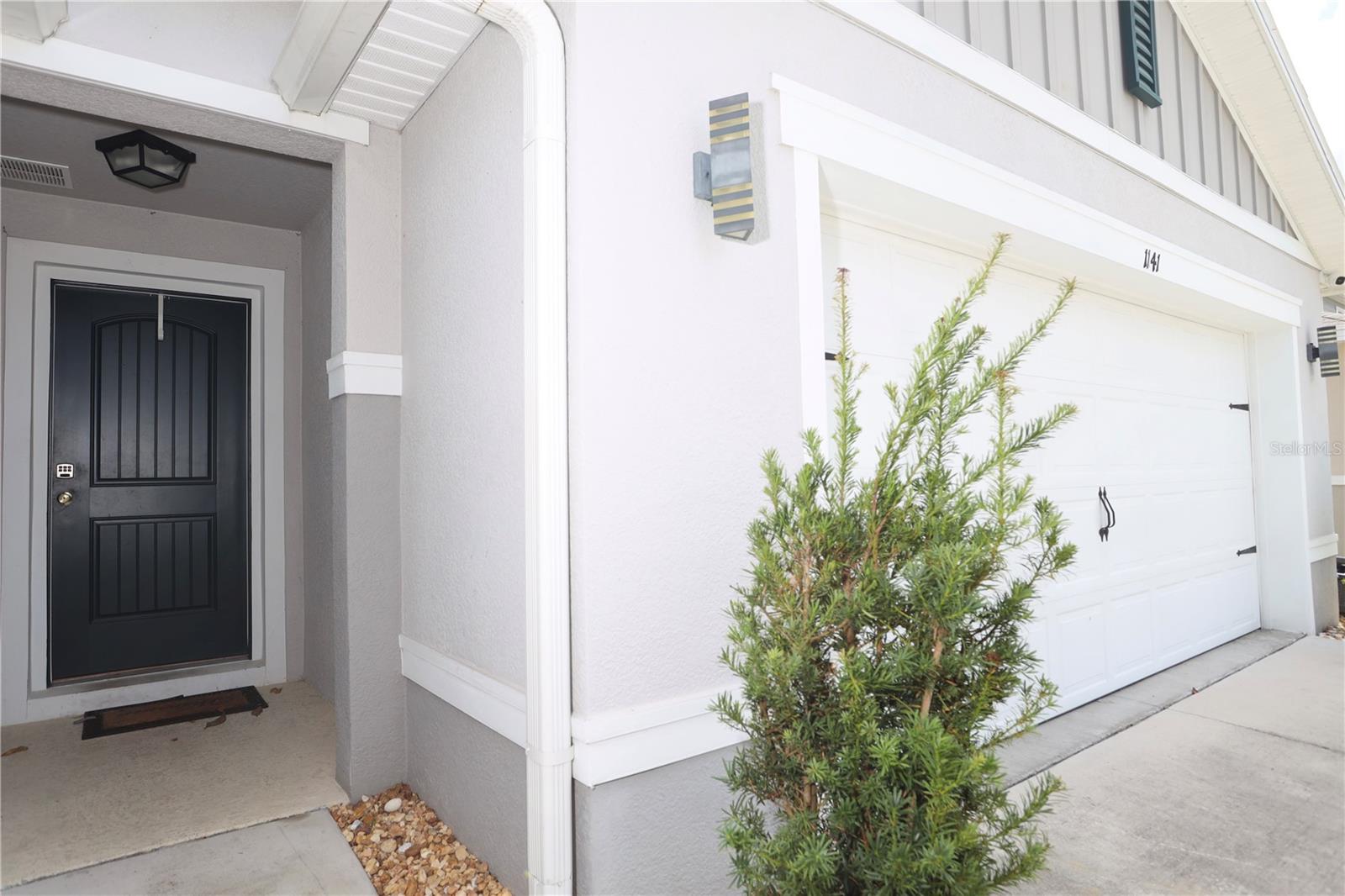 entrance - 1141 AUGUSTUS DR, DAVENPORT