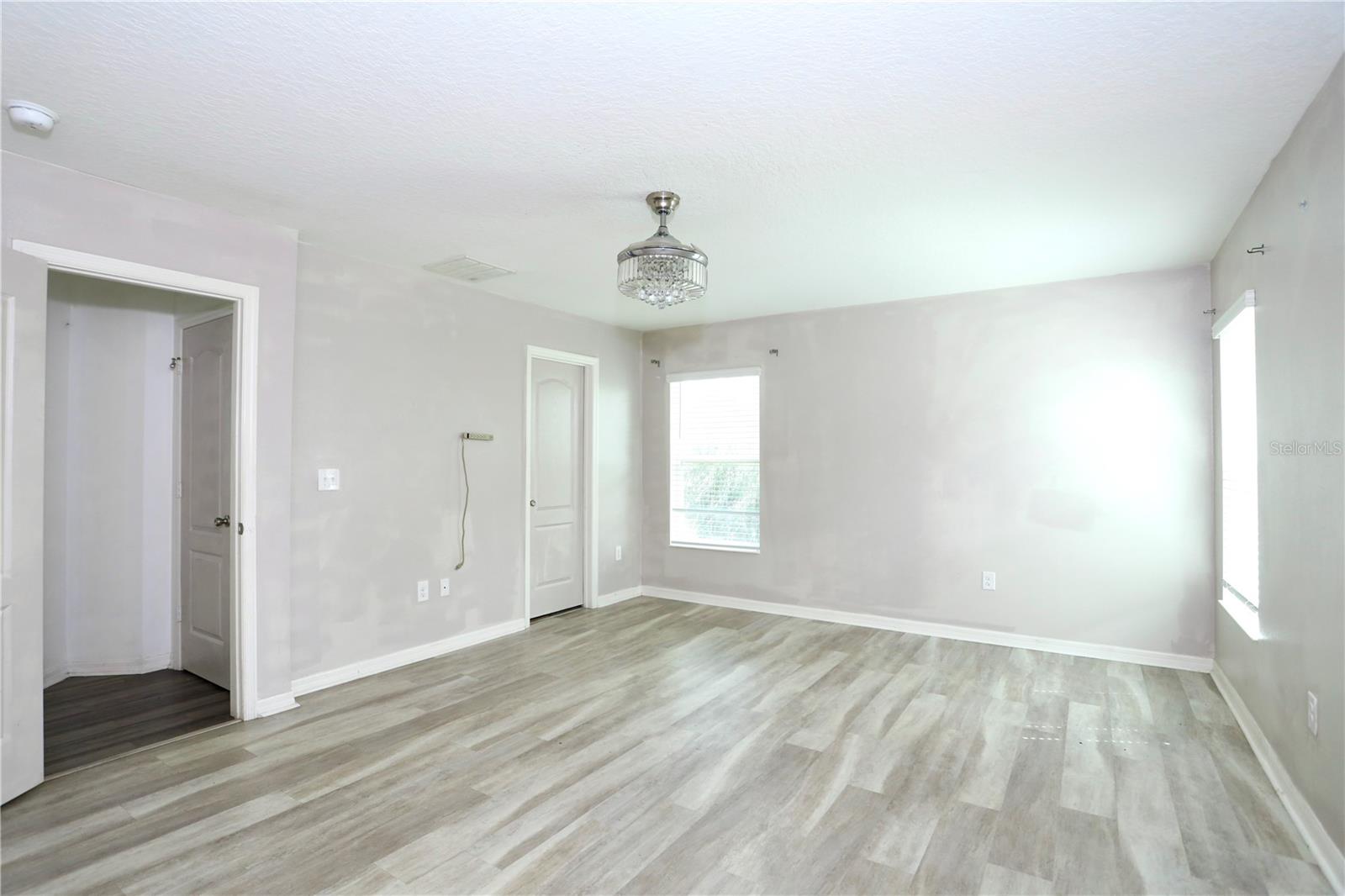 main bedroom - 1141 AUGUSTUS DR, DAVENPORT