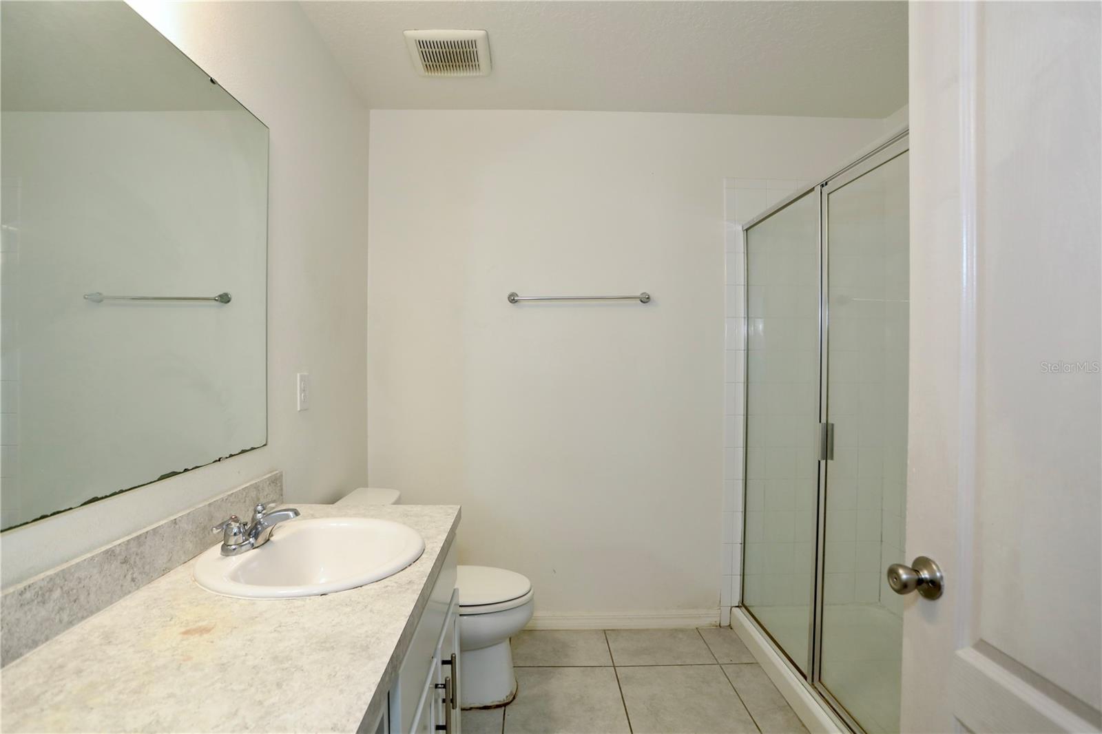 bathroom 2 - 1141 AUGUSTUS DR, DAVENPORT