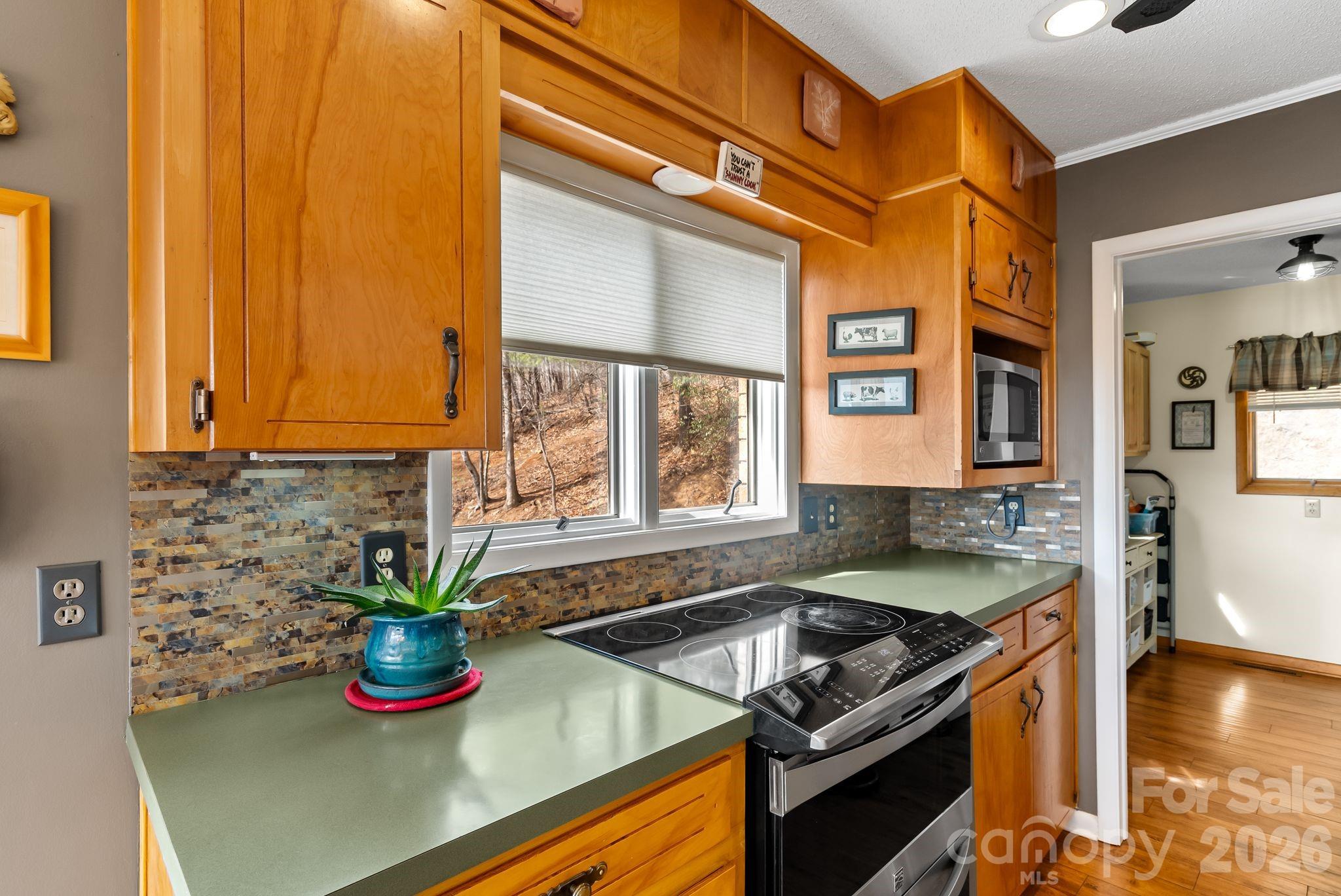Single Family Residence at 60 Little Creek Drive, Canton, photo 16 of 48