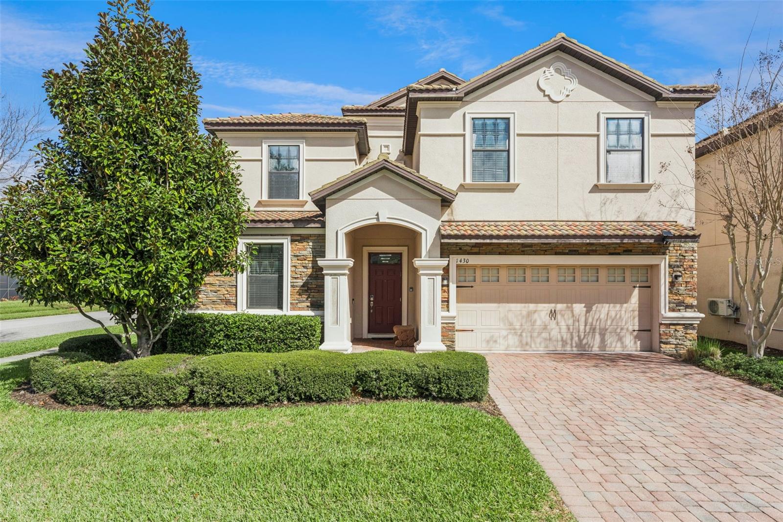 1430 MOON VALLEY DR