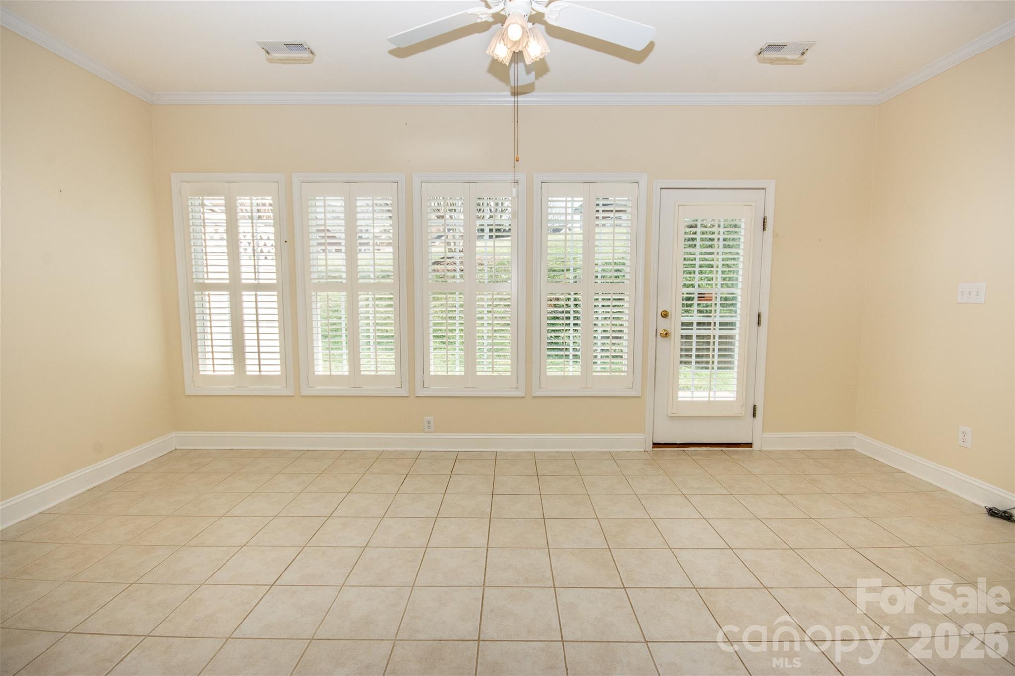 Townhouse at 1365 Royalty Circle, Statesville, photo 24 of 50
