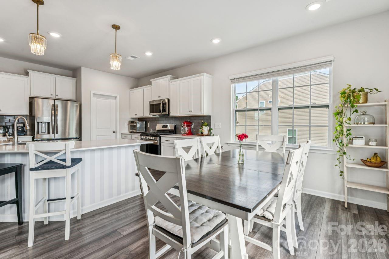 Single Family Residence at 221 Shadowbrook Way, Camden, photo 13 of 30