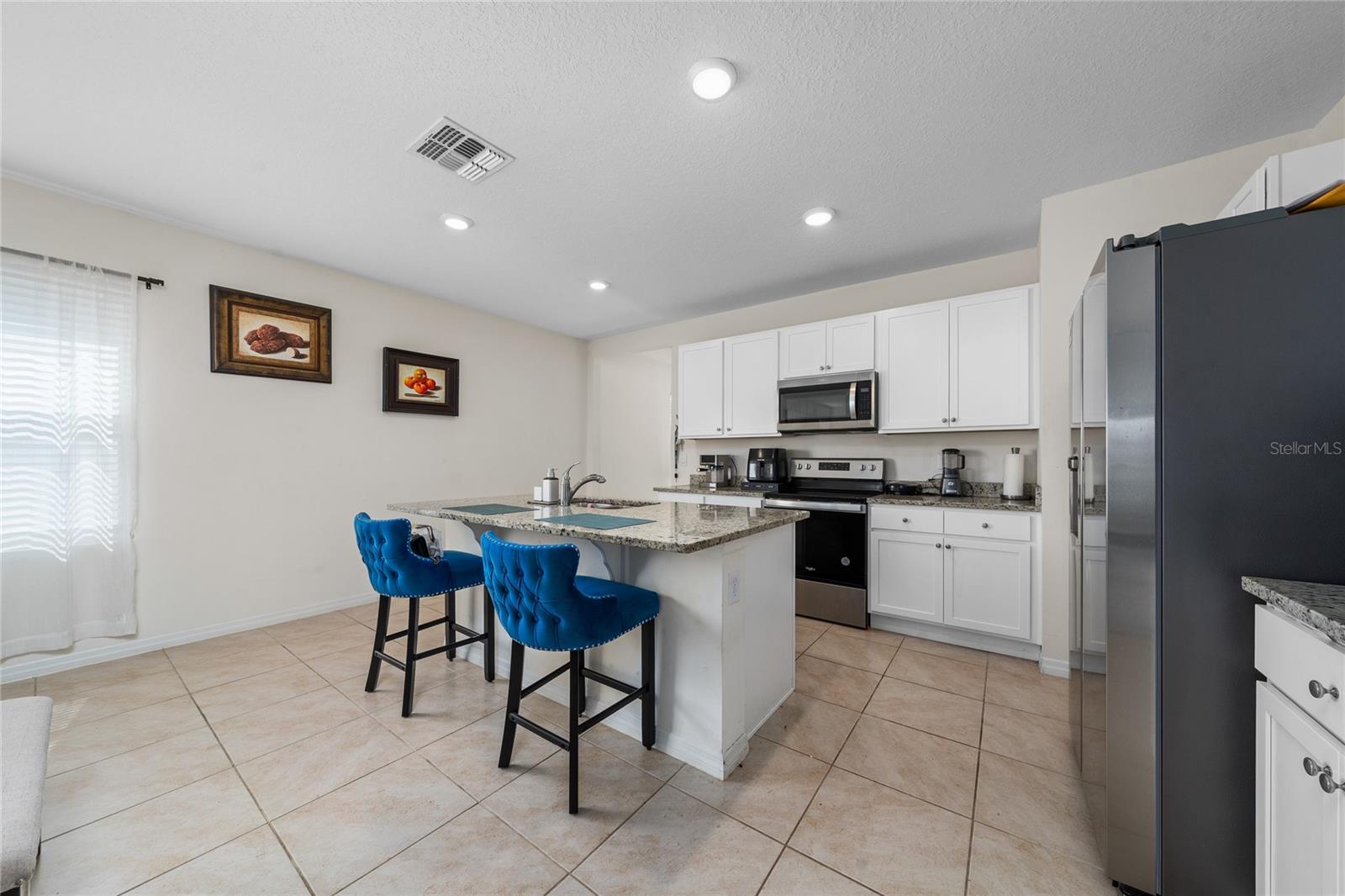 Single Family Residence at 1107 CASCADE DR, DAVENPORT, photo 5 of 21