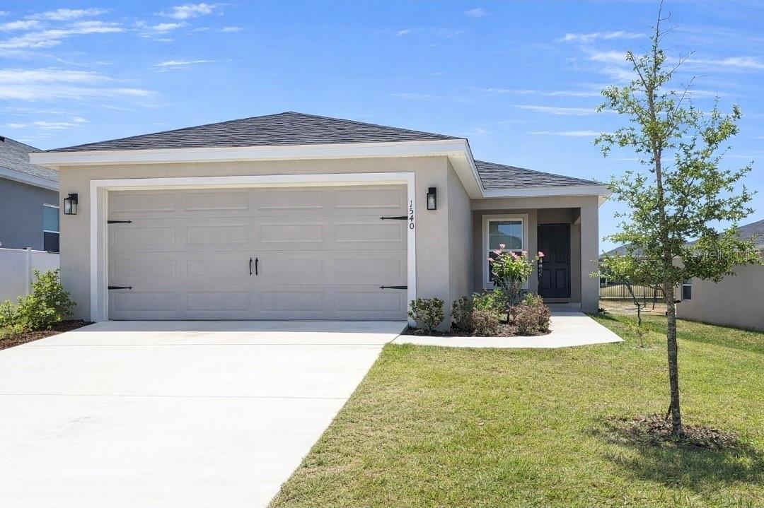 1540 FLEUR DR
