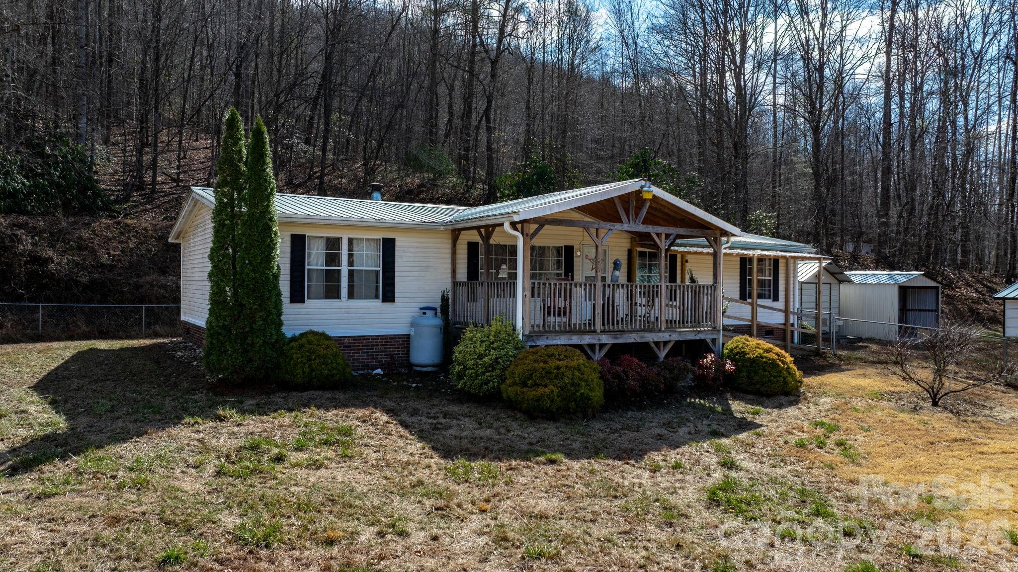 1922 Zacks Fork Road
