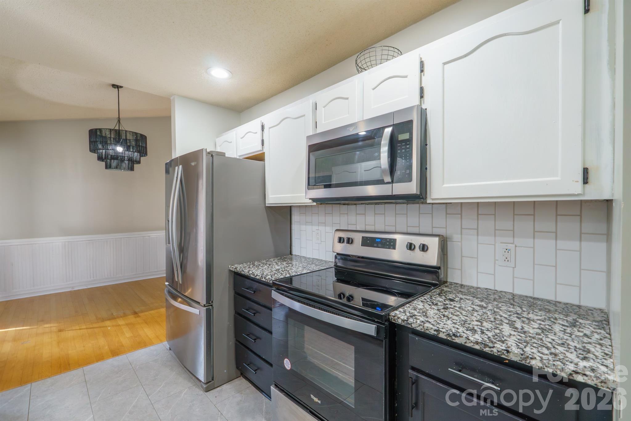 Single Family Residence at 151 Monte Vista Road, Statesville, photo 5 of 24