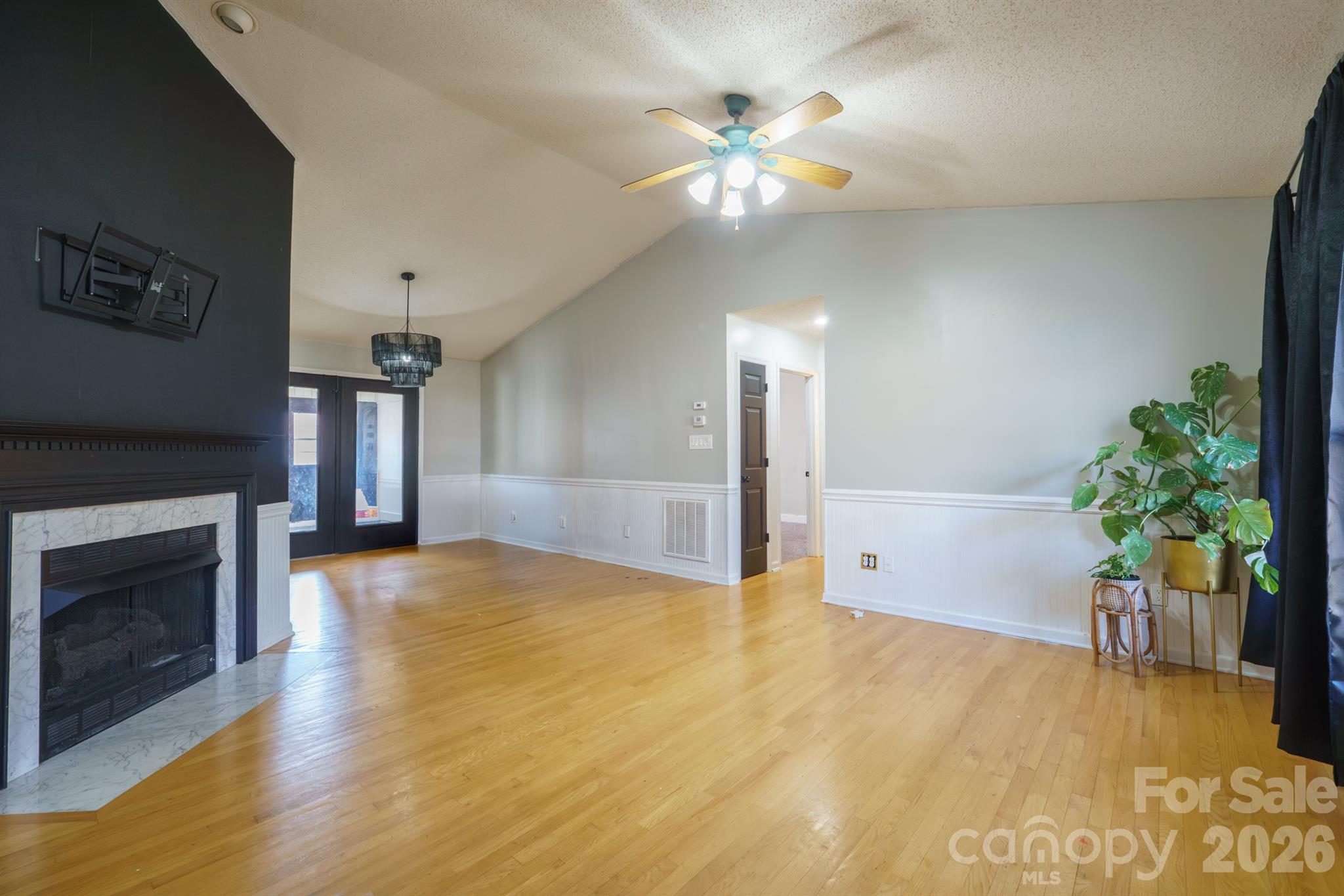 Single Family Residence at 151 Monte Vista Road, Statesville, photo 12 of 24