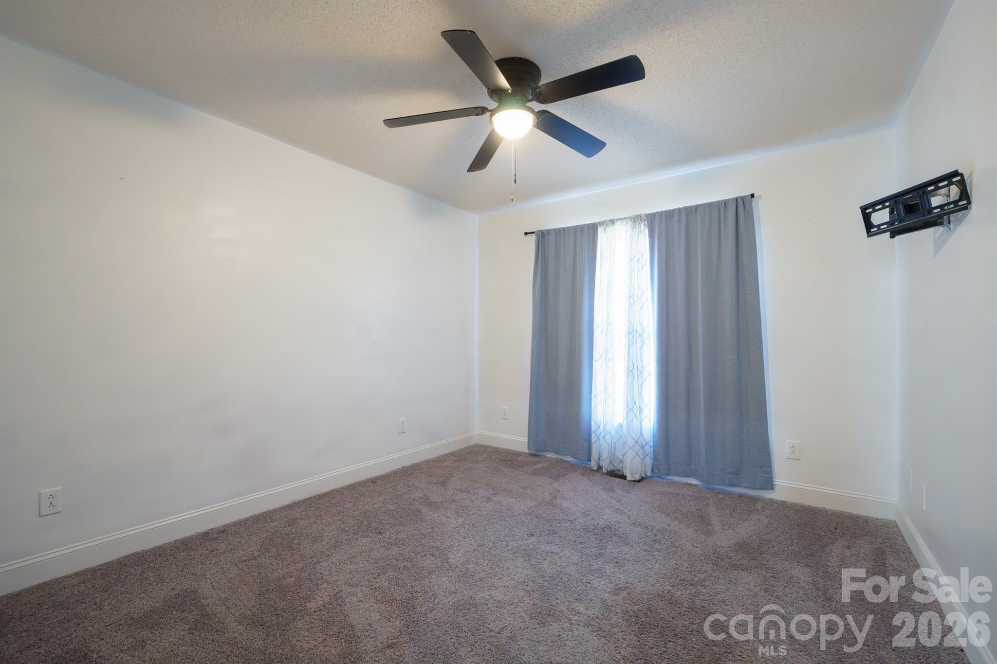 Single Family Residence at 151 Monte Vista Road, Statesville, photo 23 of 24