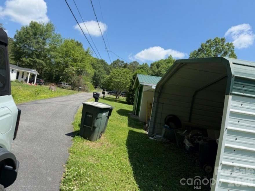 Lot at 0 Brooks Road, Gastonia, photo 2 of 5