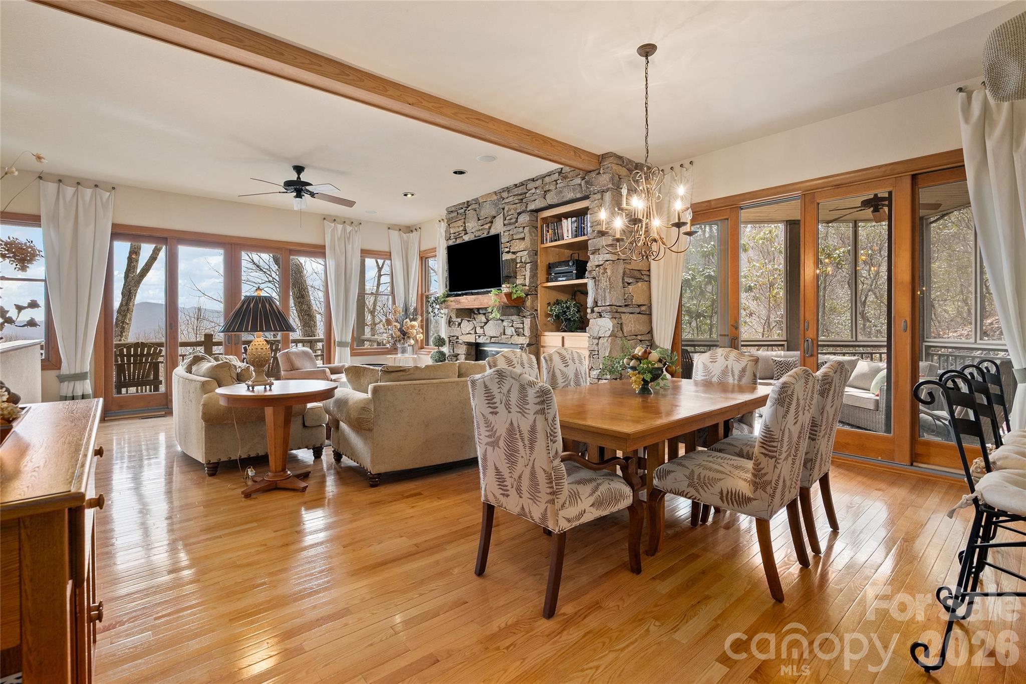 Condominium at 121 Stoney Falls Loop, Burnsville, photo 13 of 41