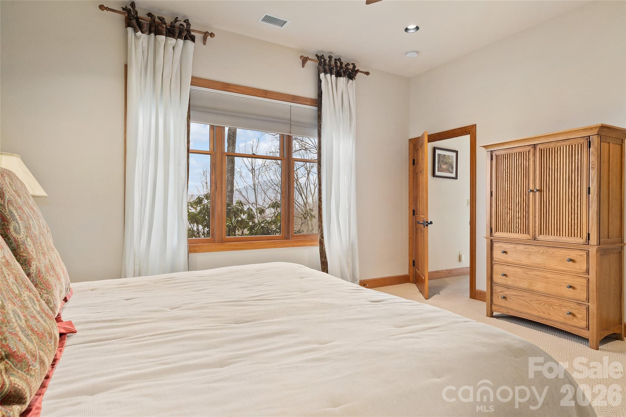 Condominium at 121 Stoney Falls Loop, Burnsville, photo 28 of 41