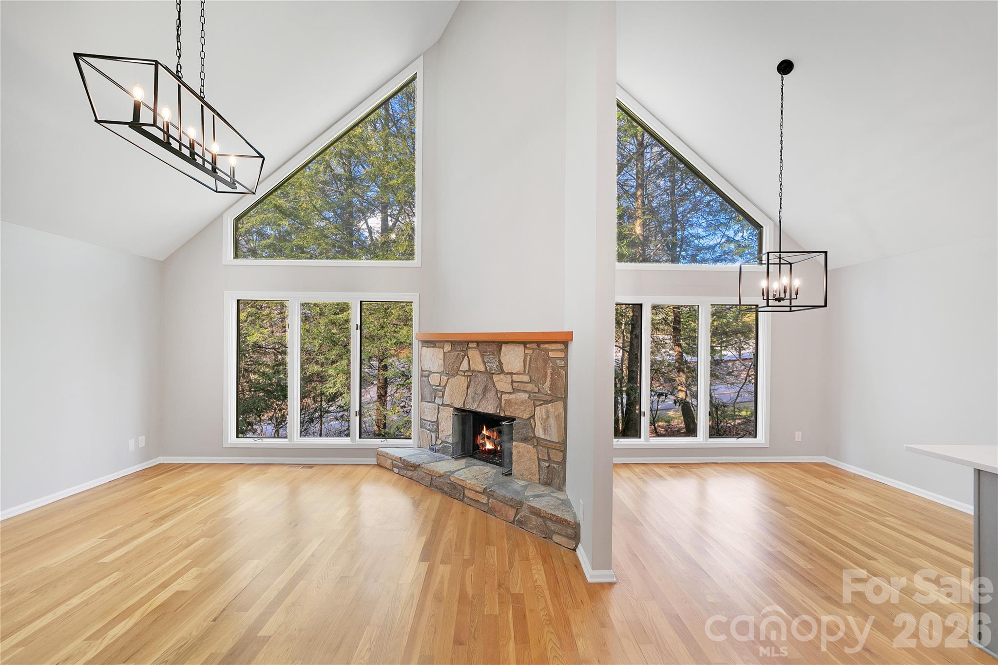 3814 Connestee Trail