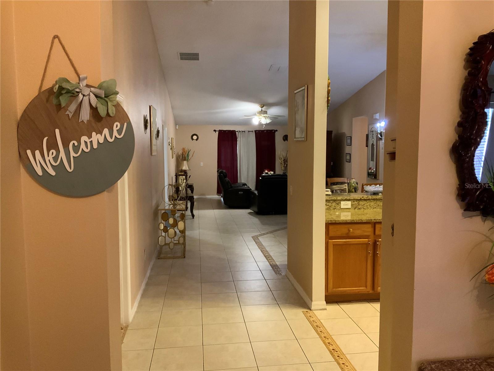 Single Family Residence at 1112 JUNIPER HAMMOCK CT, WINTER GARDEN, photo 3 of 18