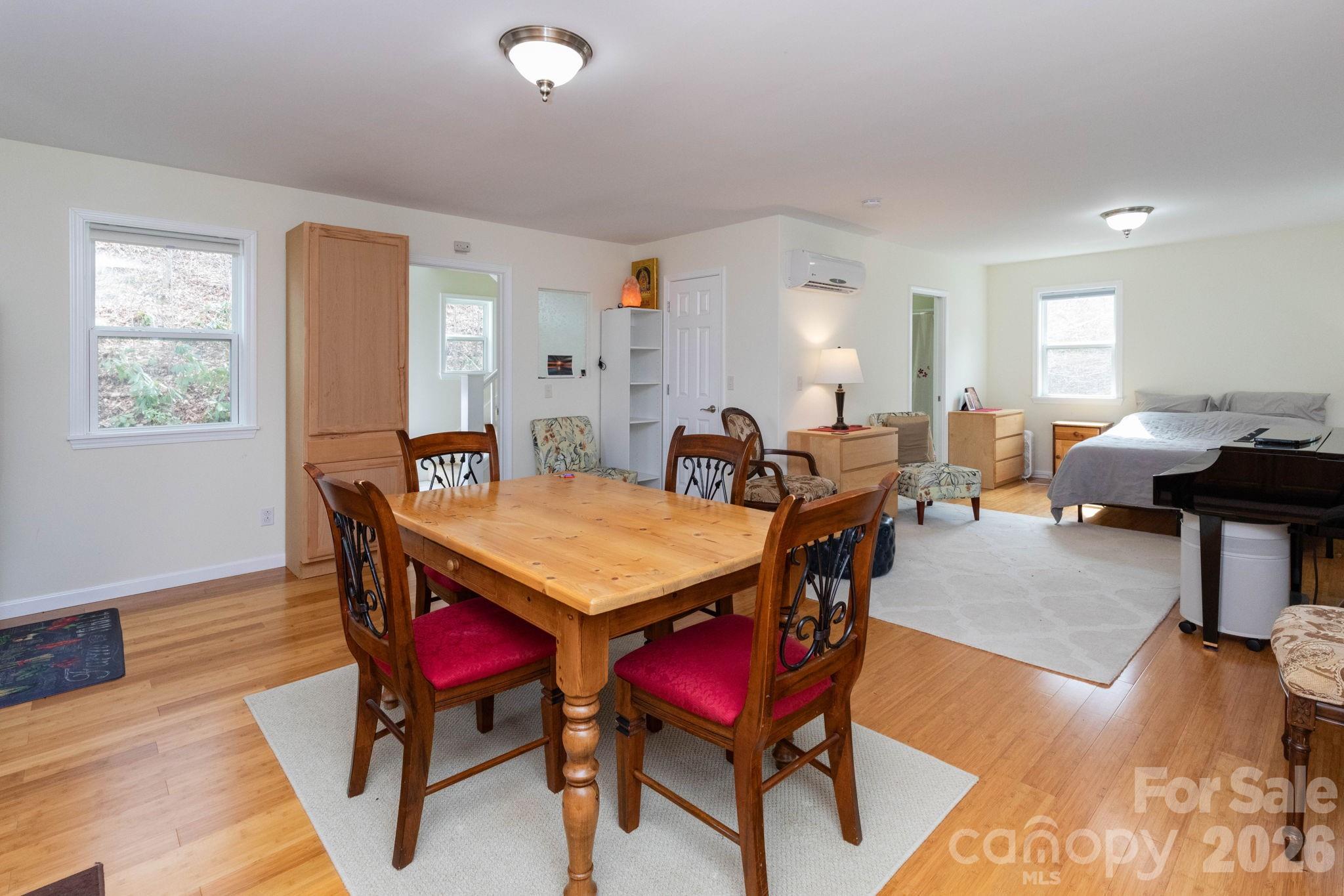 Condominium at 14 Lila Lane, Clyde, photo 13 of 32