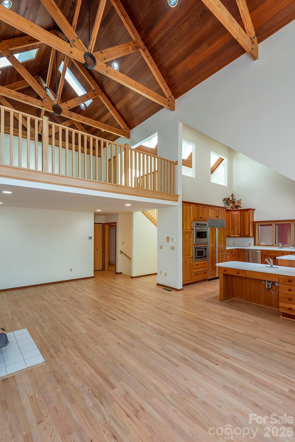 Wonderful open floor plan - 7 Winding Poplar Road, Black Mountain