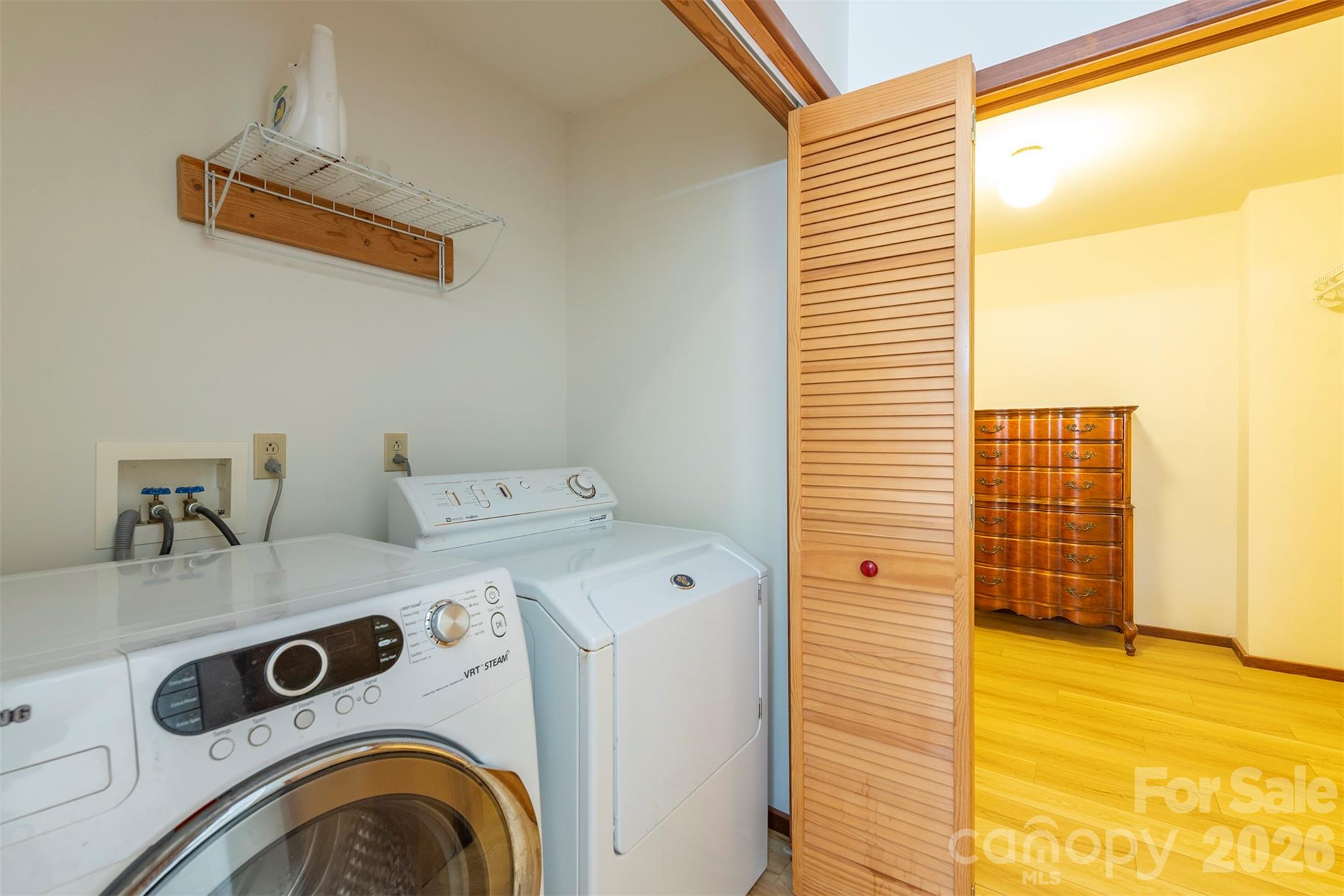 Laundry in BA - 7 Winding Poplar Road, Black Mountain