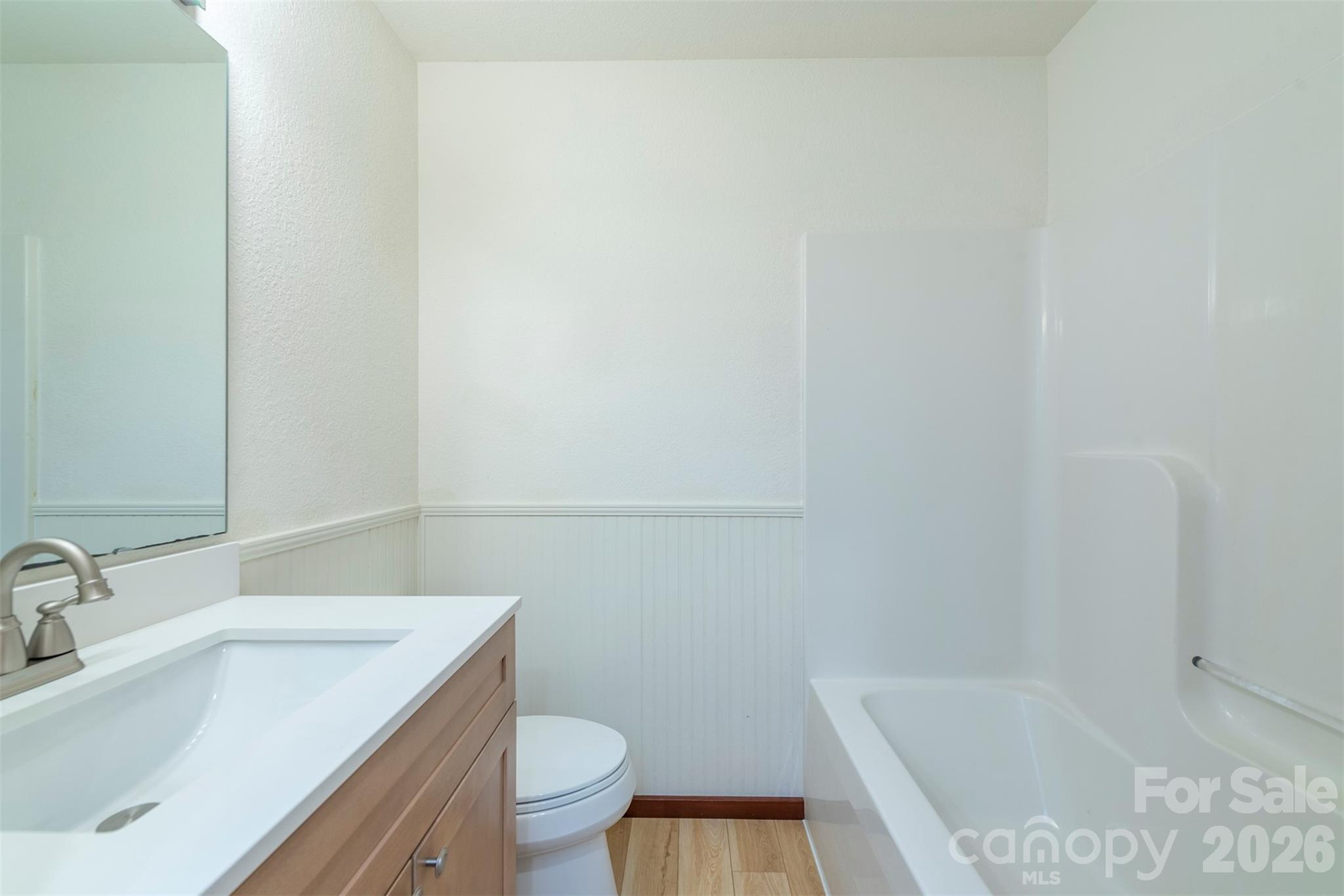 Basement Full Bath - 7 Winding Poplar Road, Black Mountain