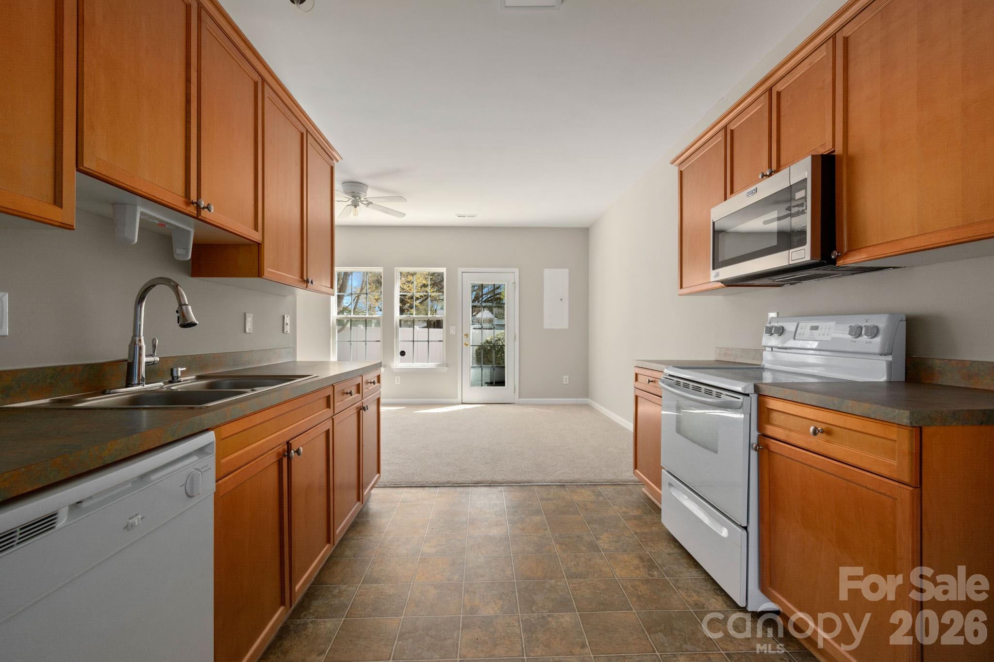 Townhouse at 4140 Kenton Glenn Court NW, Concord, photo 7 of 26