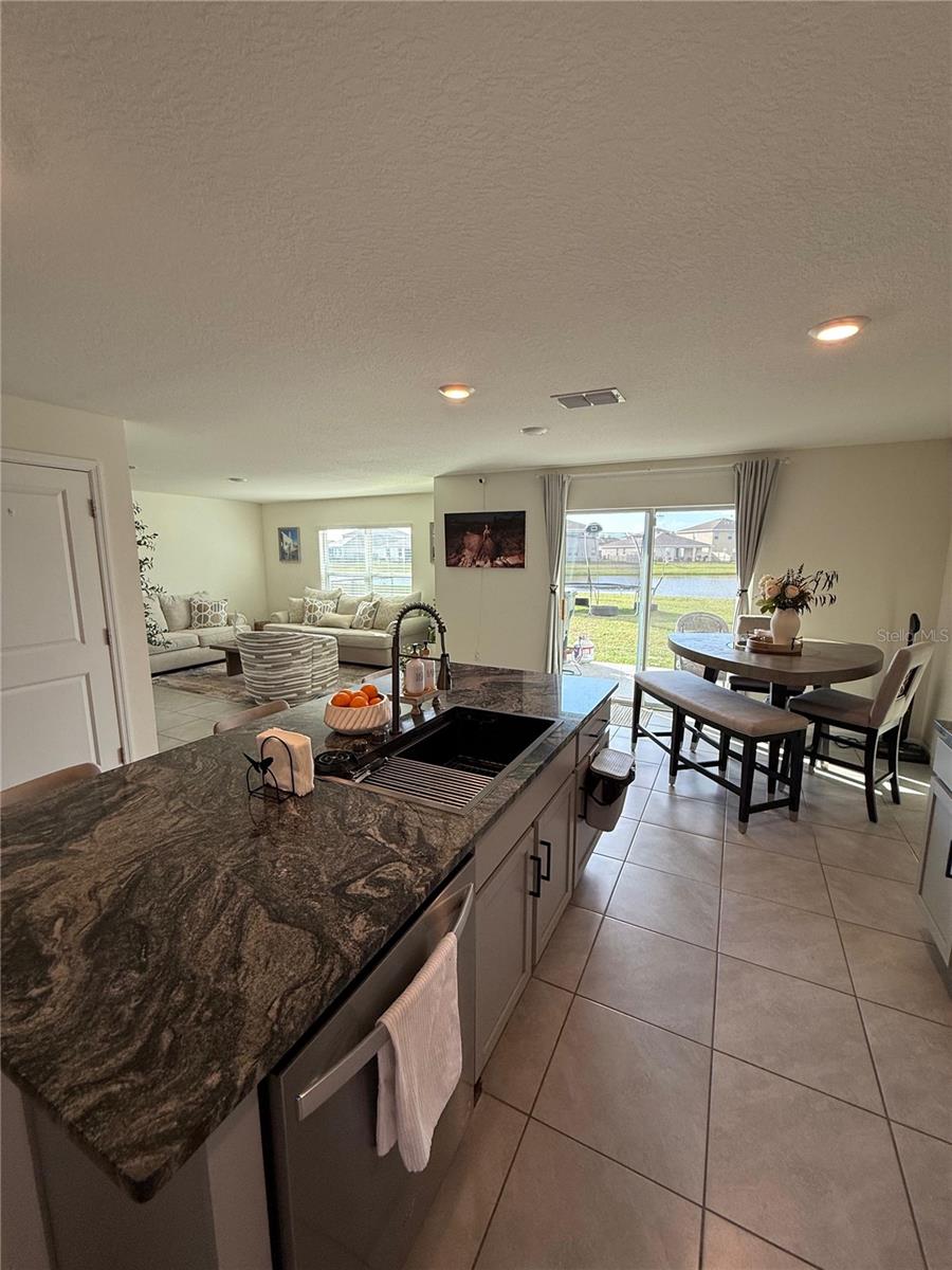 Single Family Residence at 10662 CHIPPEWA DR, PARRISH, photo 8 of 32