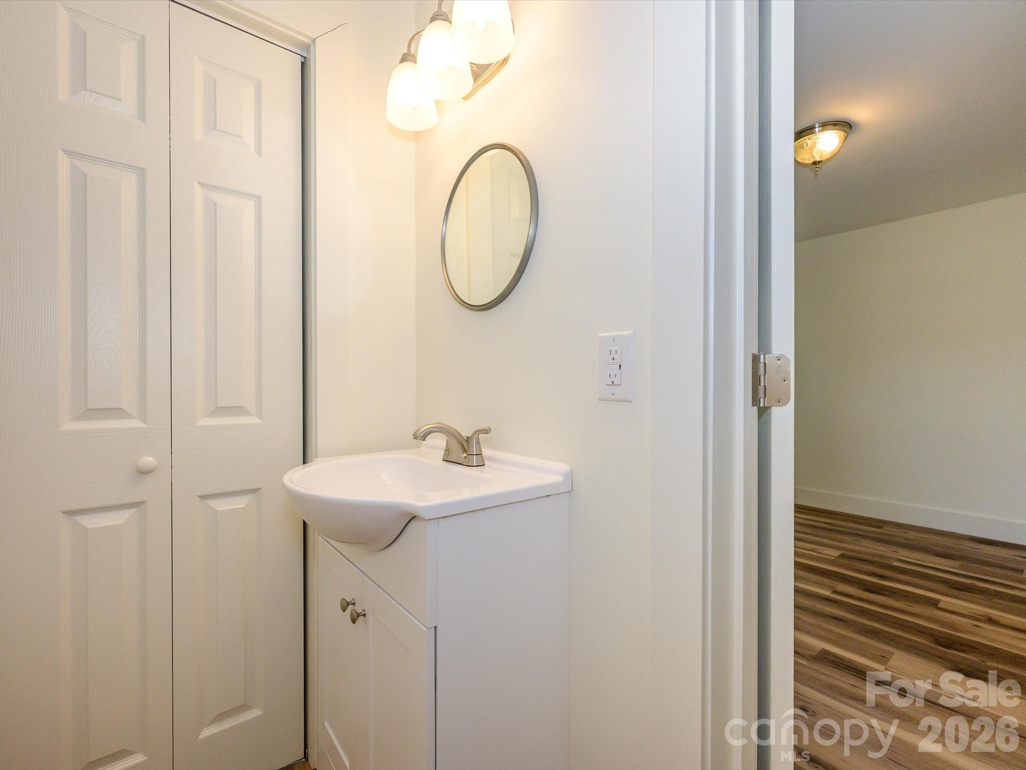 Single Family Residence at 156 Hartsell School Road SW, Concord, photo 18 of 28