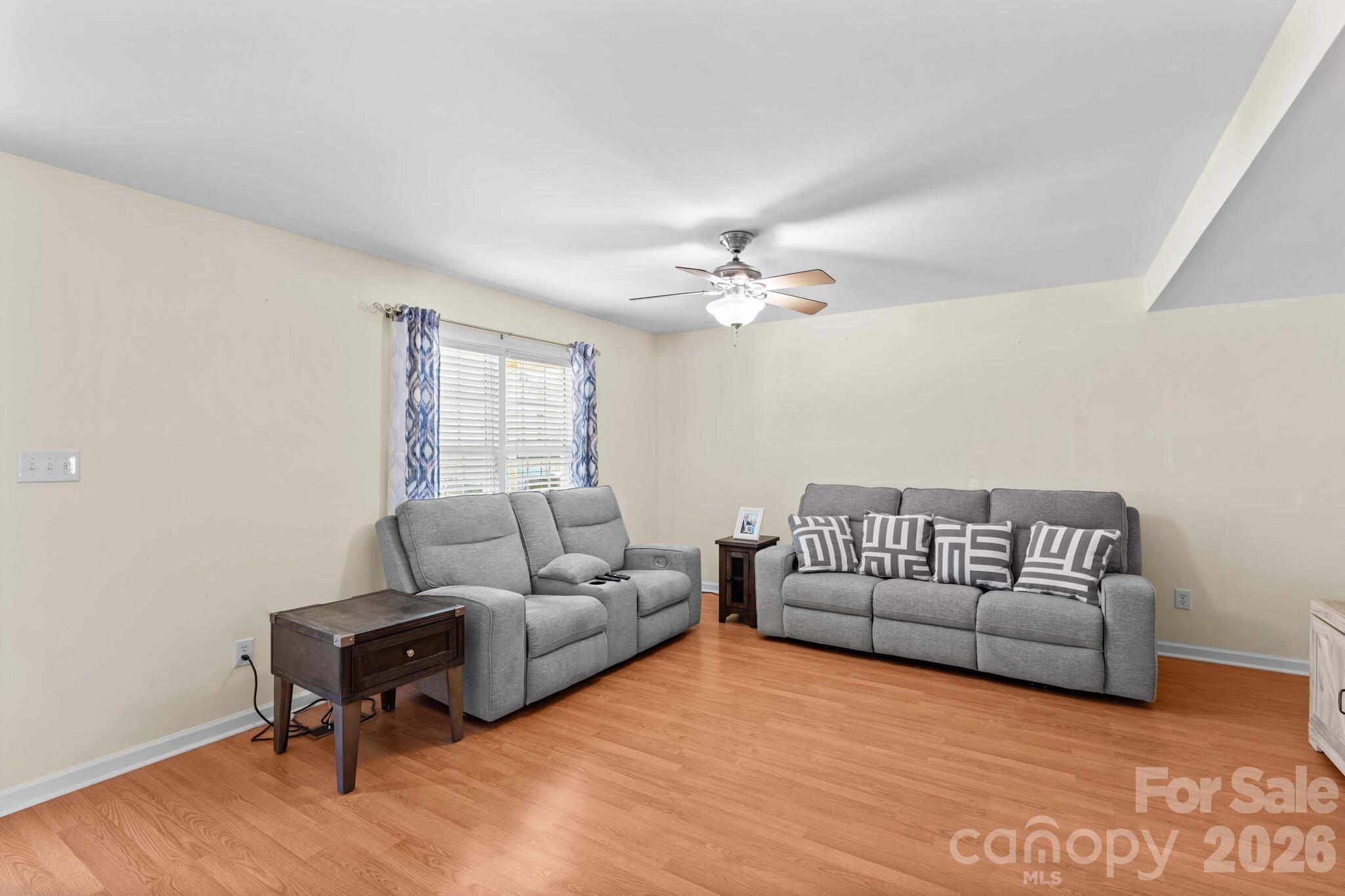 Single Family Residence at 219 19th Avenue SE, Hickory, photo 6 of 43