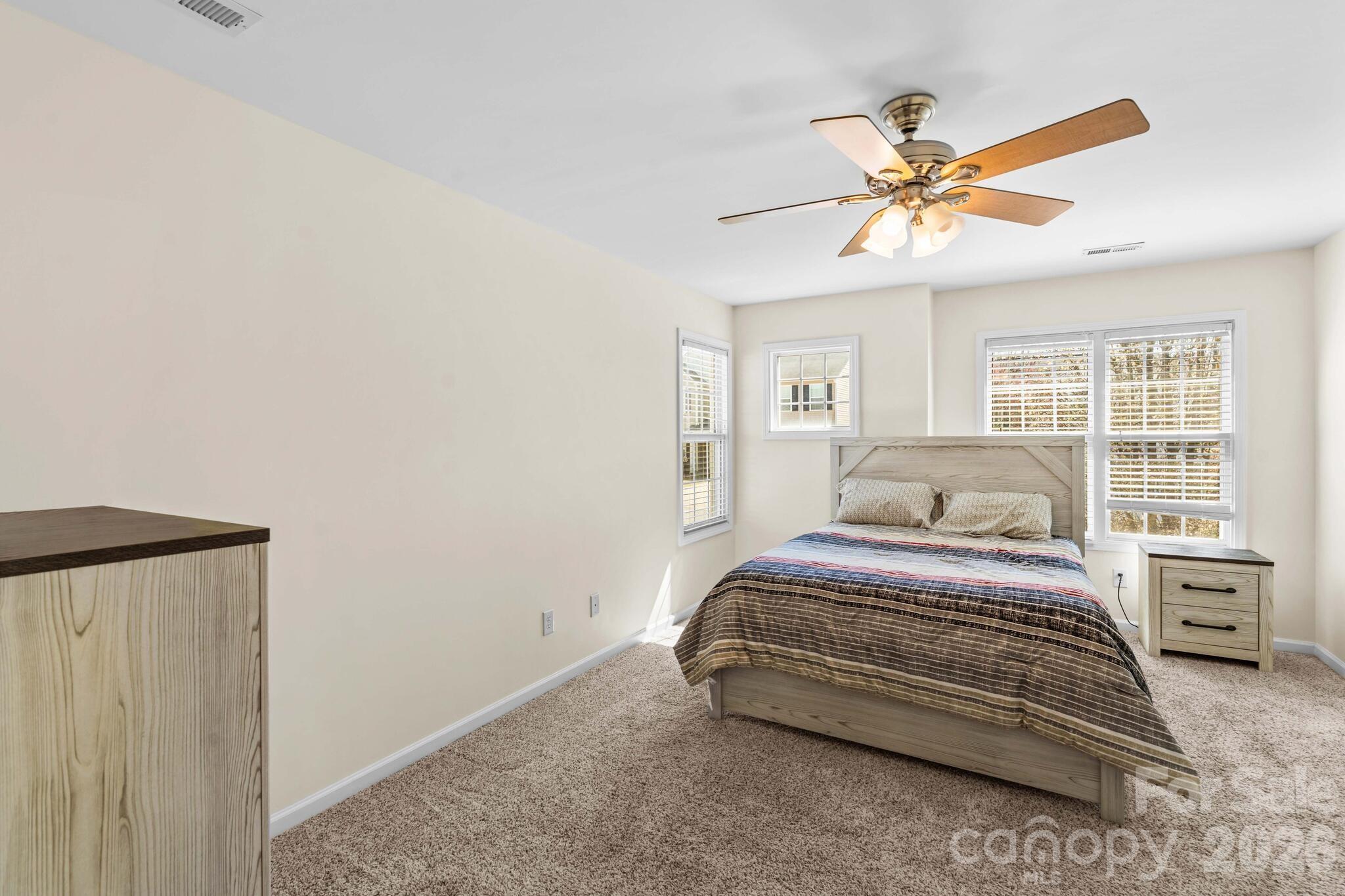 Single Family Residence at 219 19th Avenue SE, Hickory, photo 20 of 43