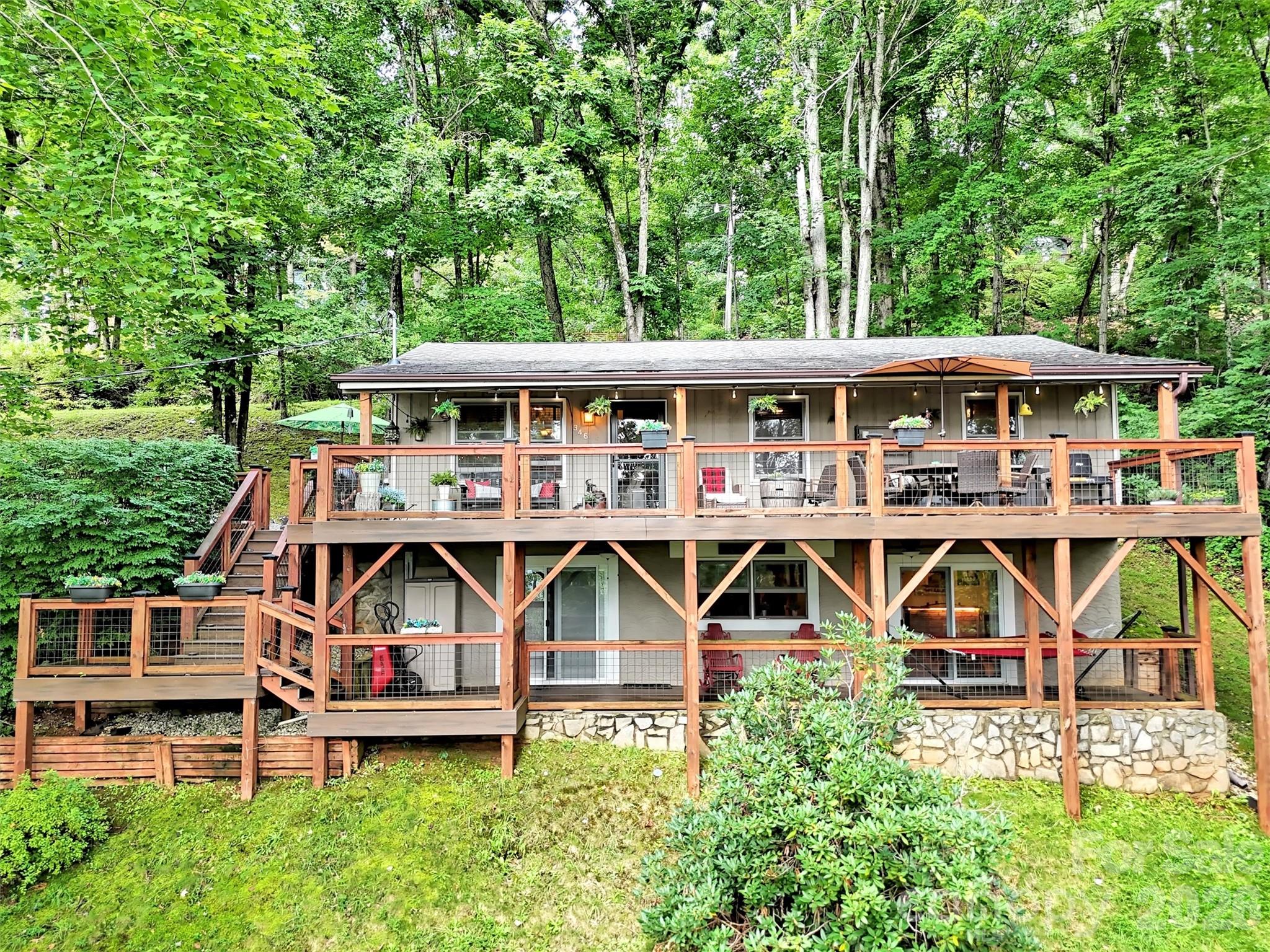 Single Family Residence at 346 Wendy Way, Clyde, photo 4 of 48