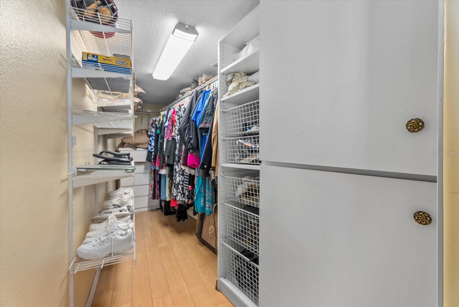 Mobile Home at 33 N STARBOARD DR, VENICE, photo 24 of 34