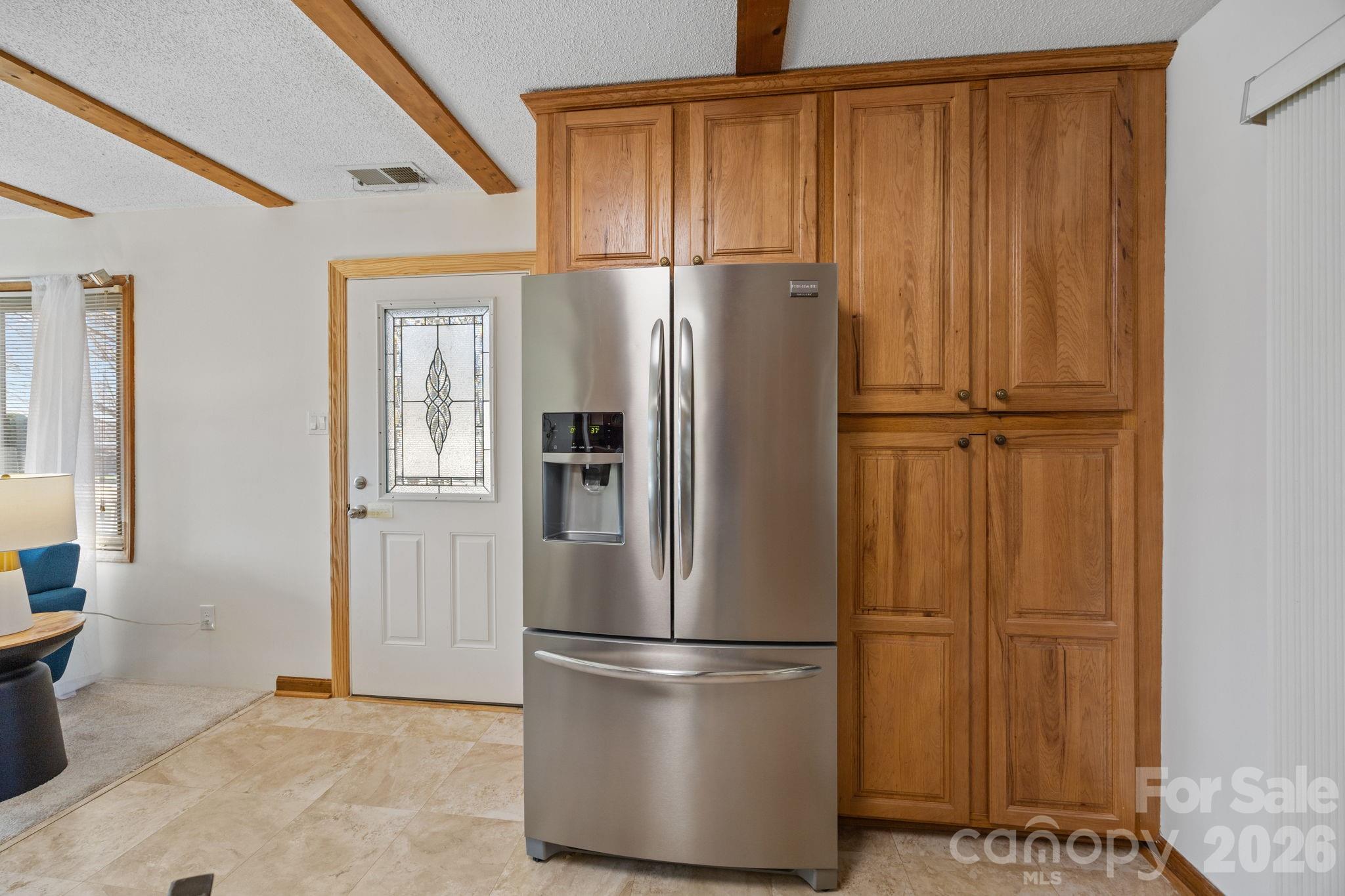 The frig conveys with the property. - 4278 Harbor Lane, Sherrills Ford