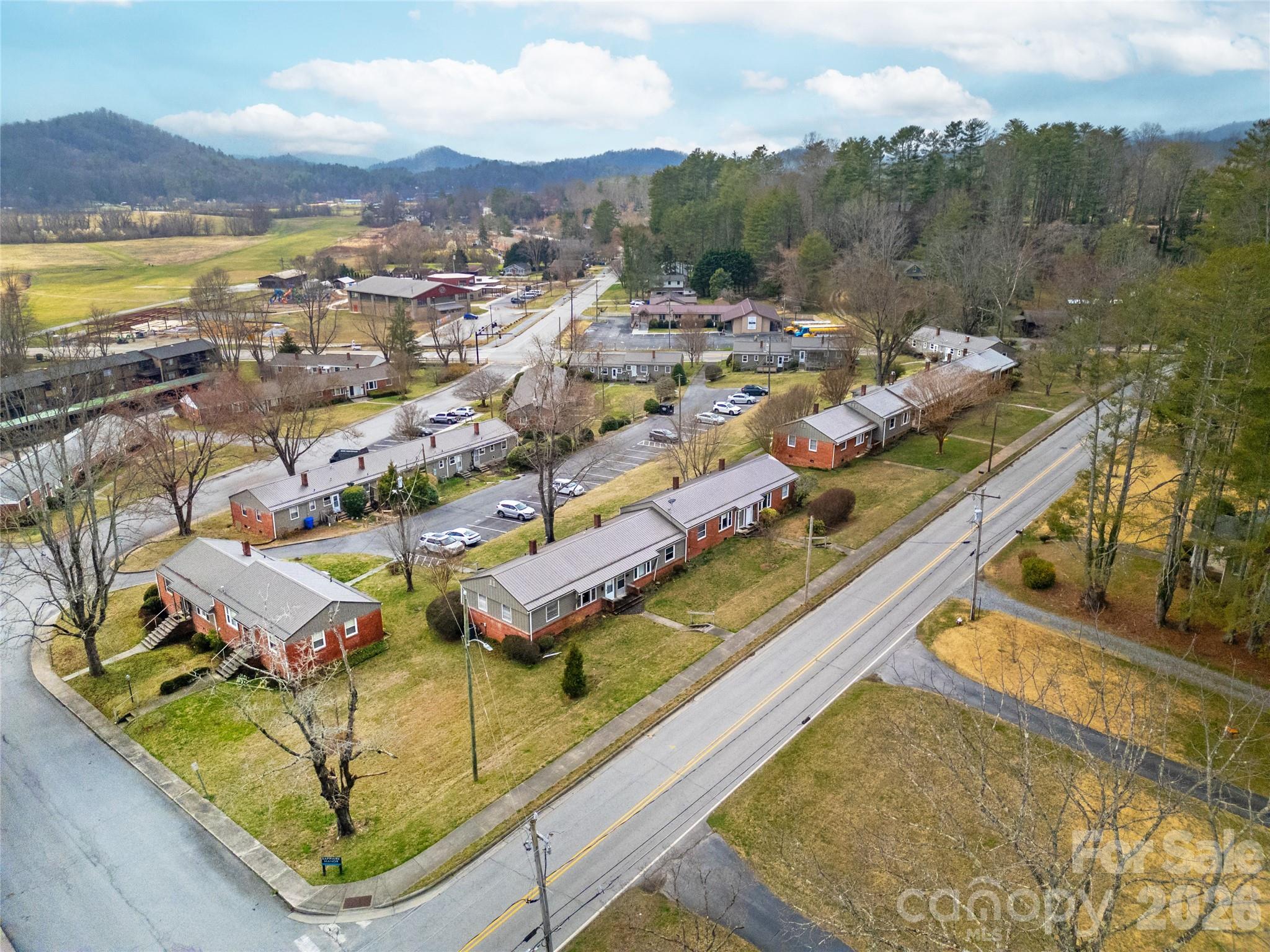 Condominium at 68 Elm Bend Road, Brevard, photo 5 of 29