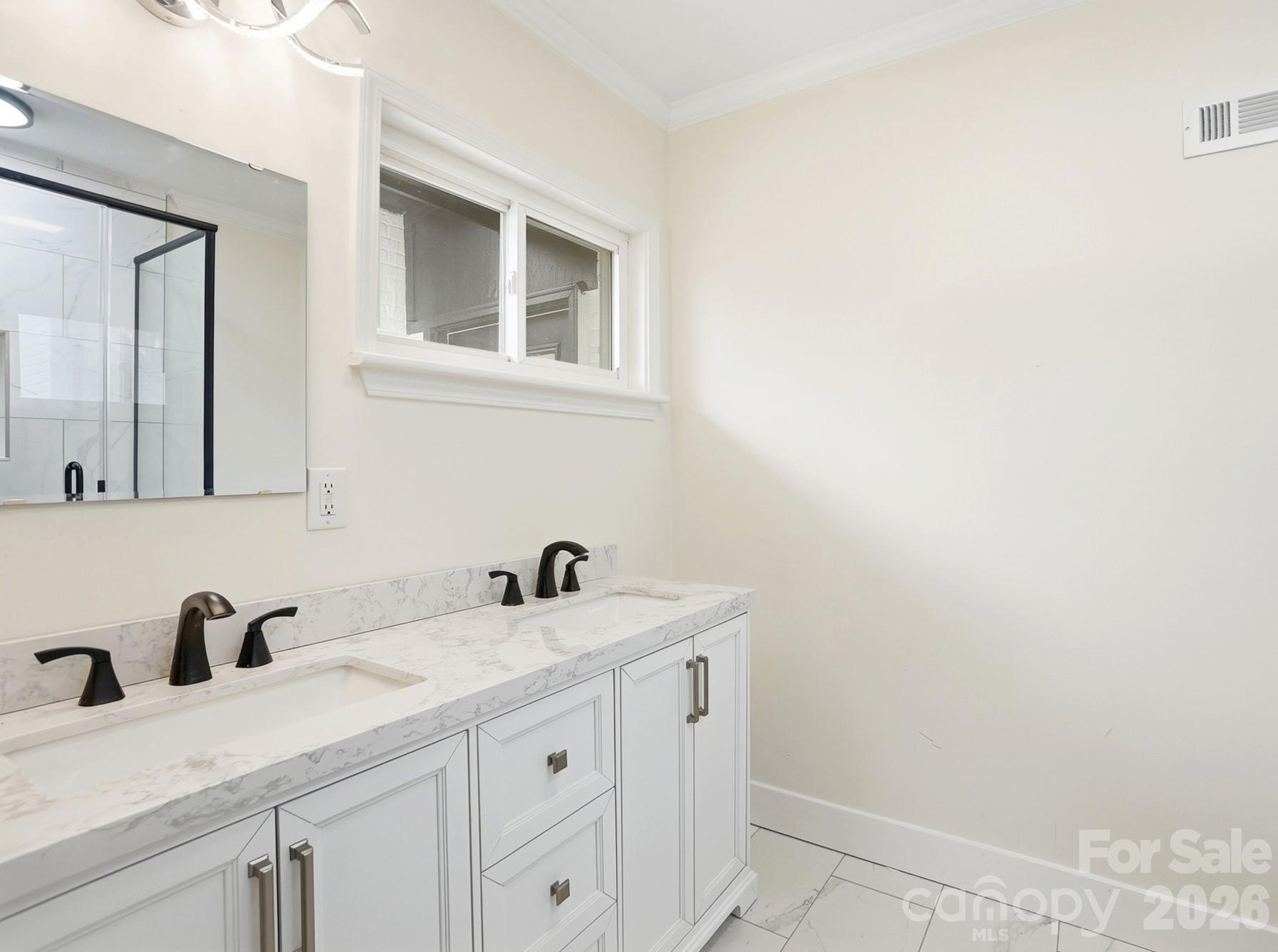 2nd Full Bathroom - 125 Forest Hills Drive, Monroe