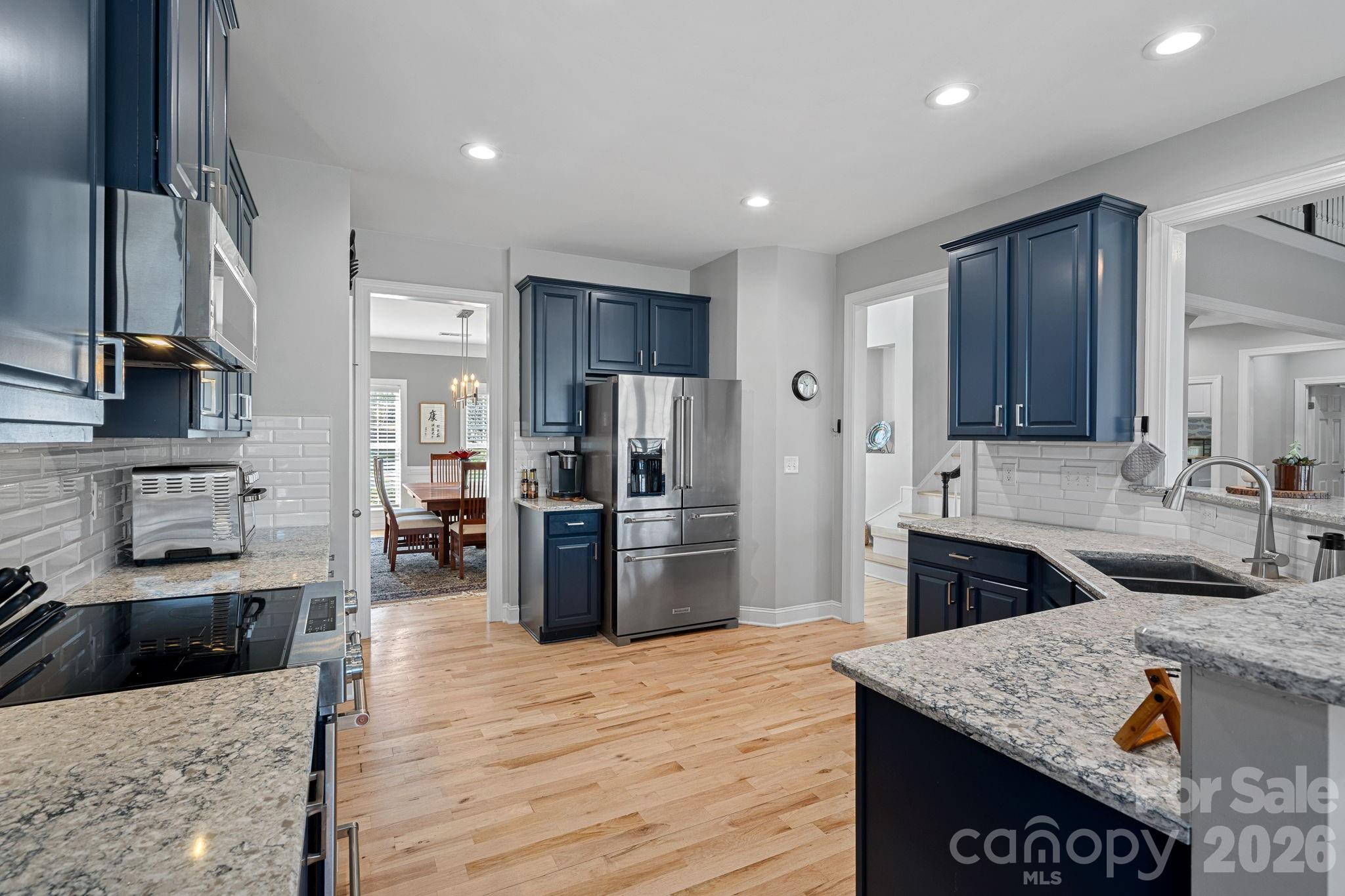 Single Family Residence at 2474 Green Point Lane, Denver, photo 22 of 80