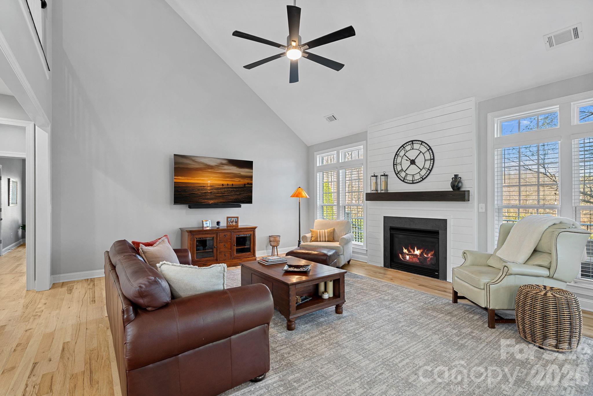 Single Family Residence at 2474 Green Point Lane, Denver, photo 34 of 80
