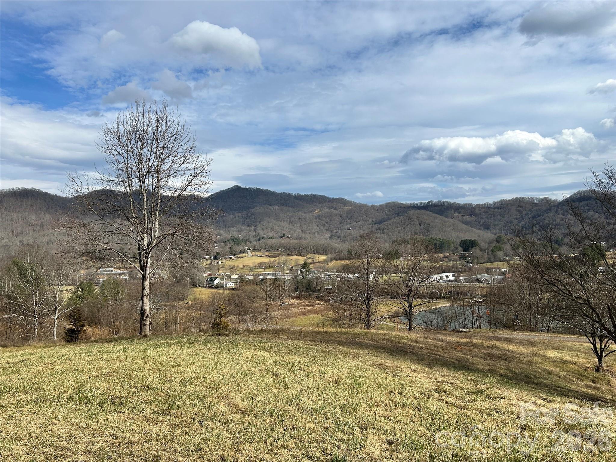 Single Family Residence at 330 Potts Drive, Waynesville, photo 7 of 48