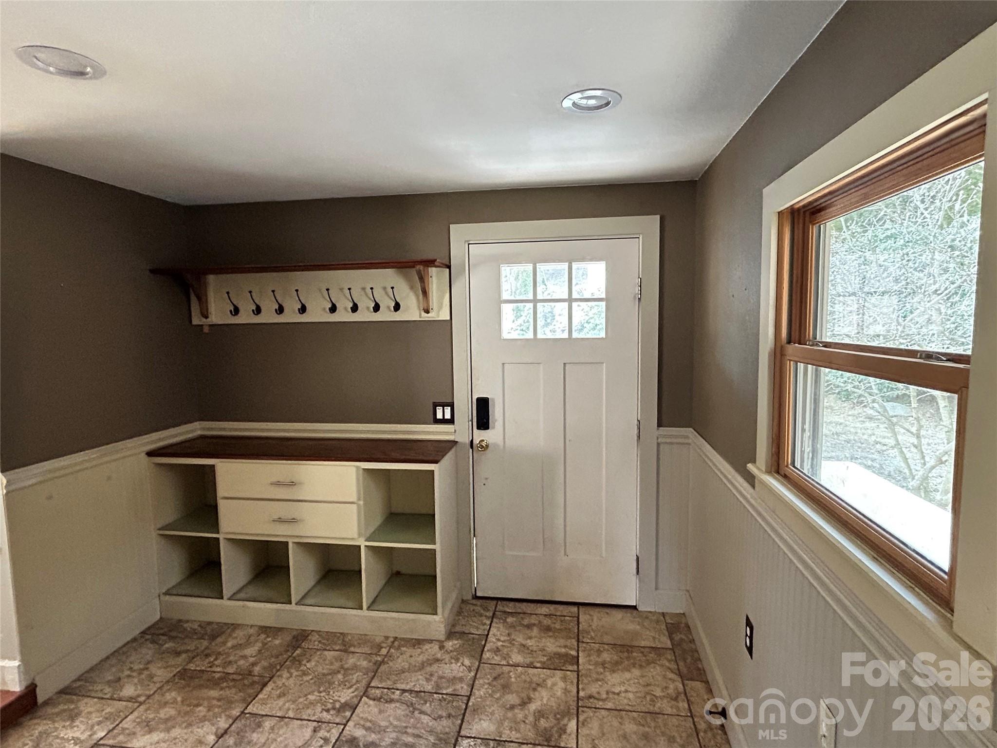 Foyer - 330 Potts Drive, Waynesville