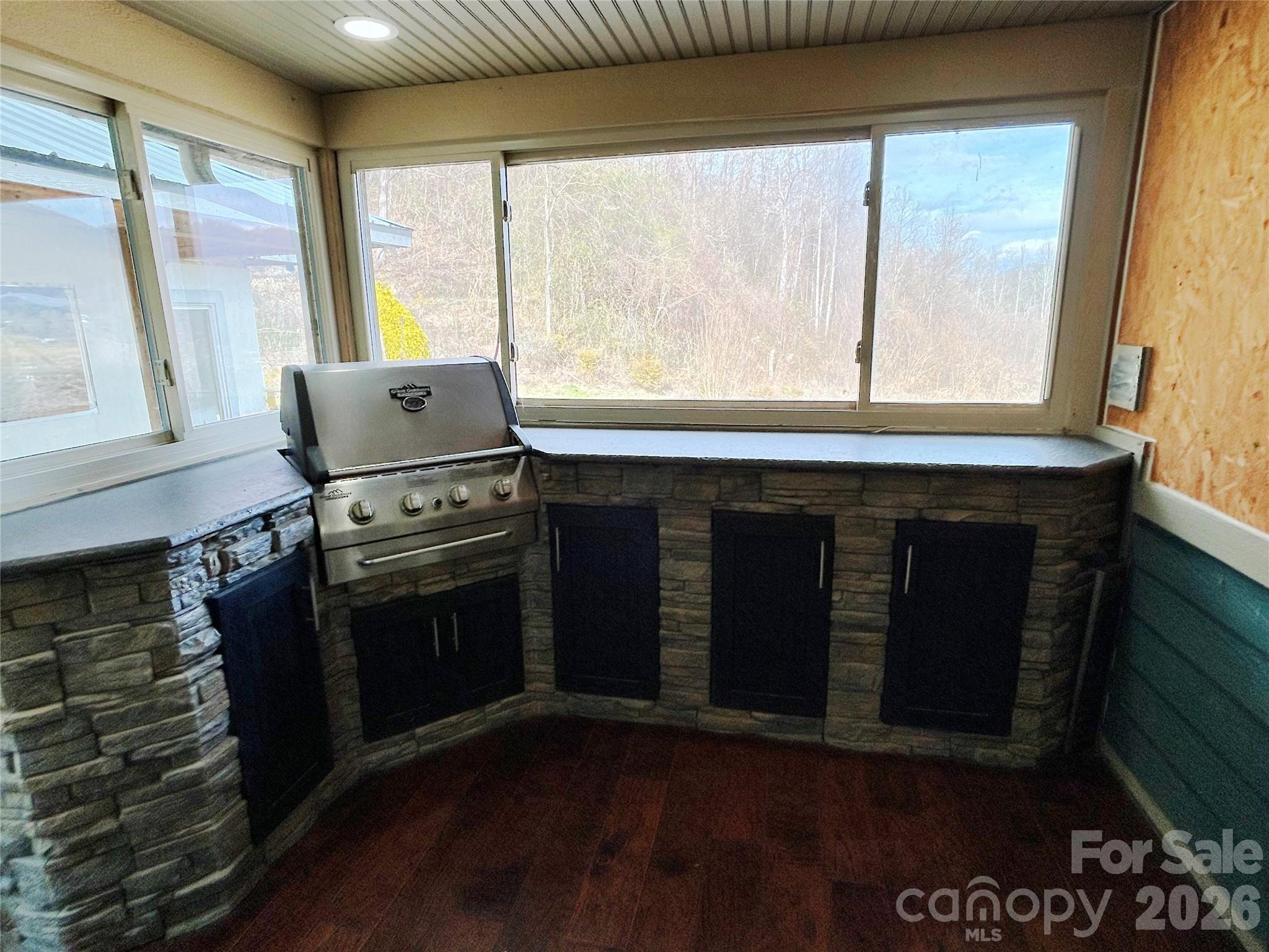Enclosed grill room - 330 Potts Drive, Waynesville