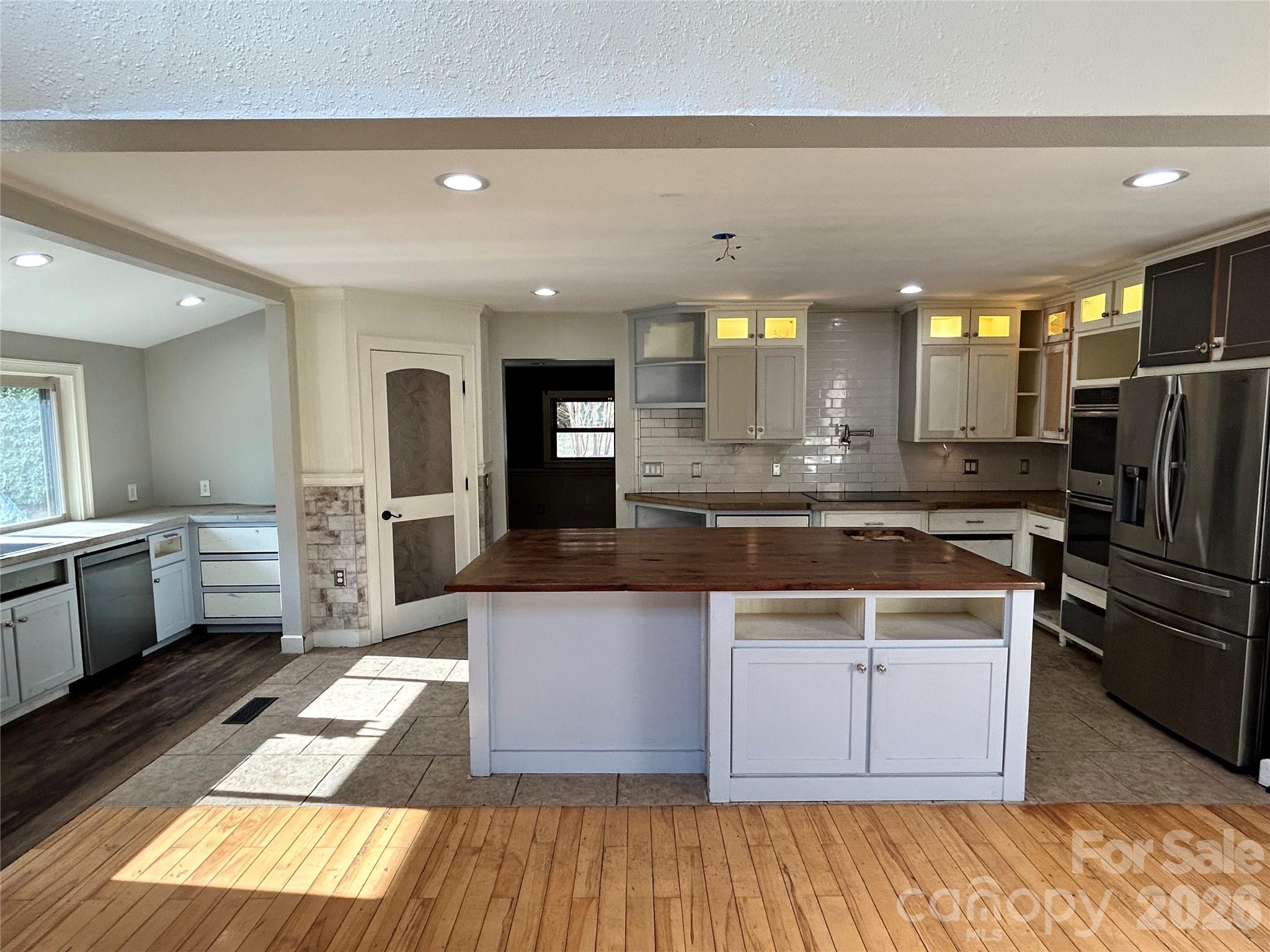 Kitchen - 330 Potts Drive, Waynesville
