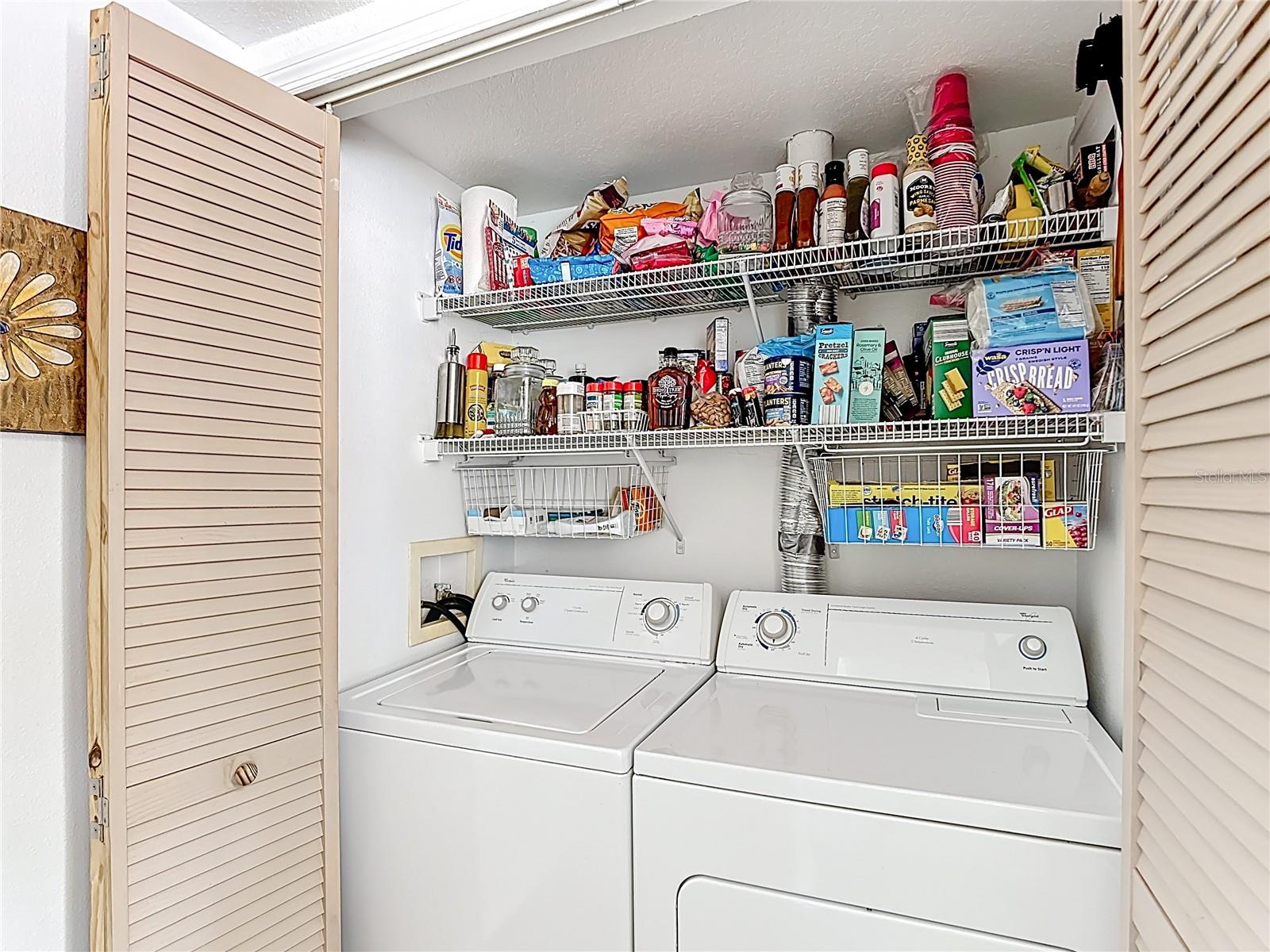 Full Size Washer/Dryer - 565 ORCHID DR, DAVENPORT