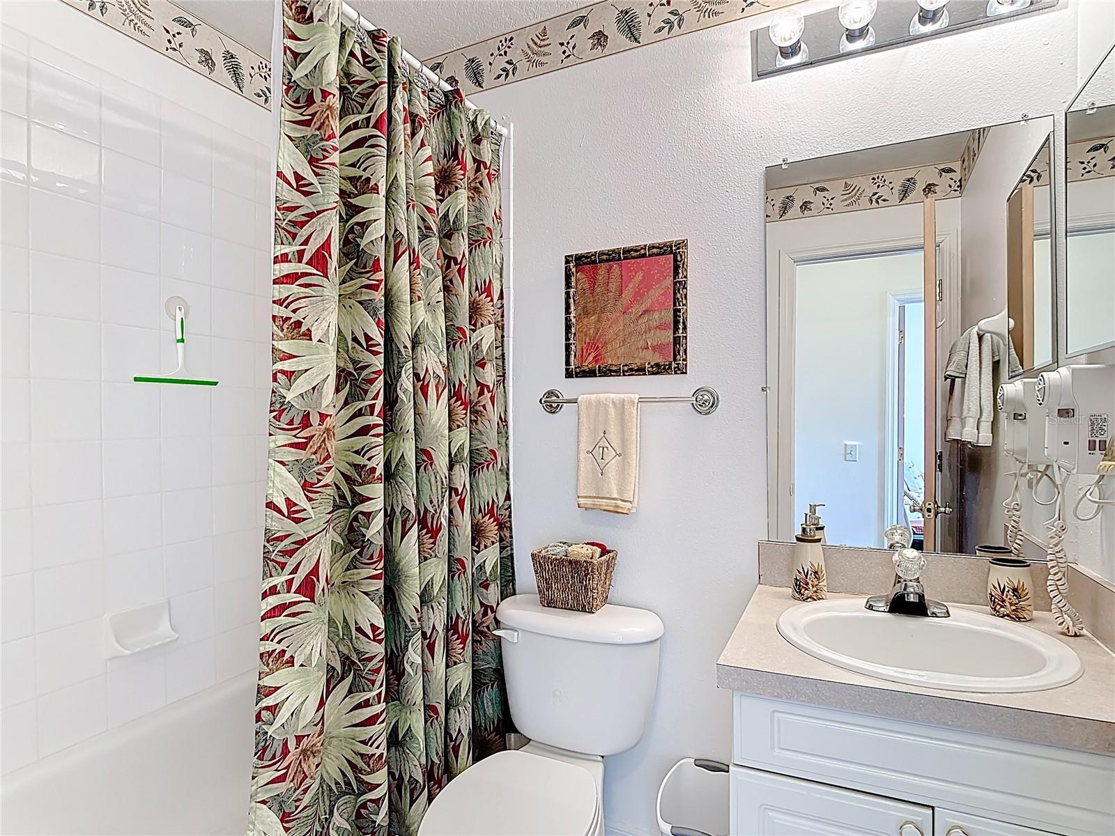 Townhouse at 565 ORCHID DR, DAVENPORT, photo 24 of 40