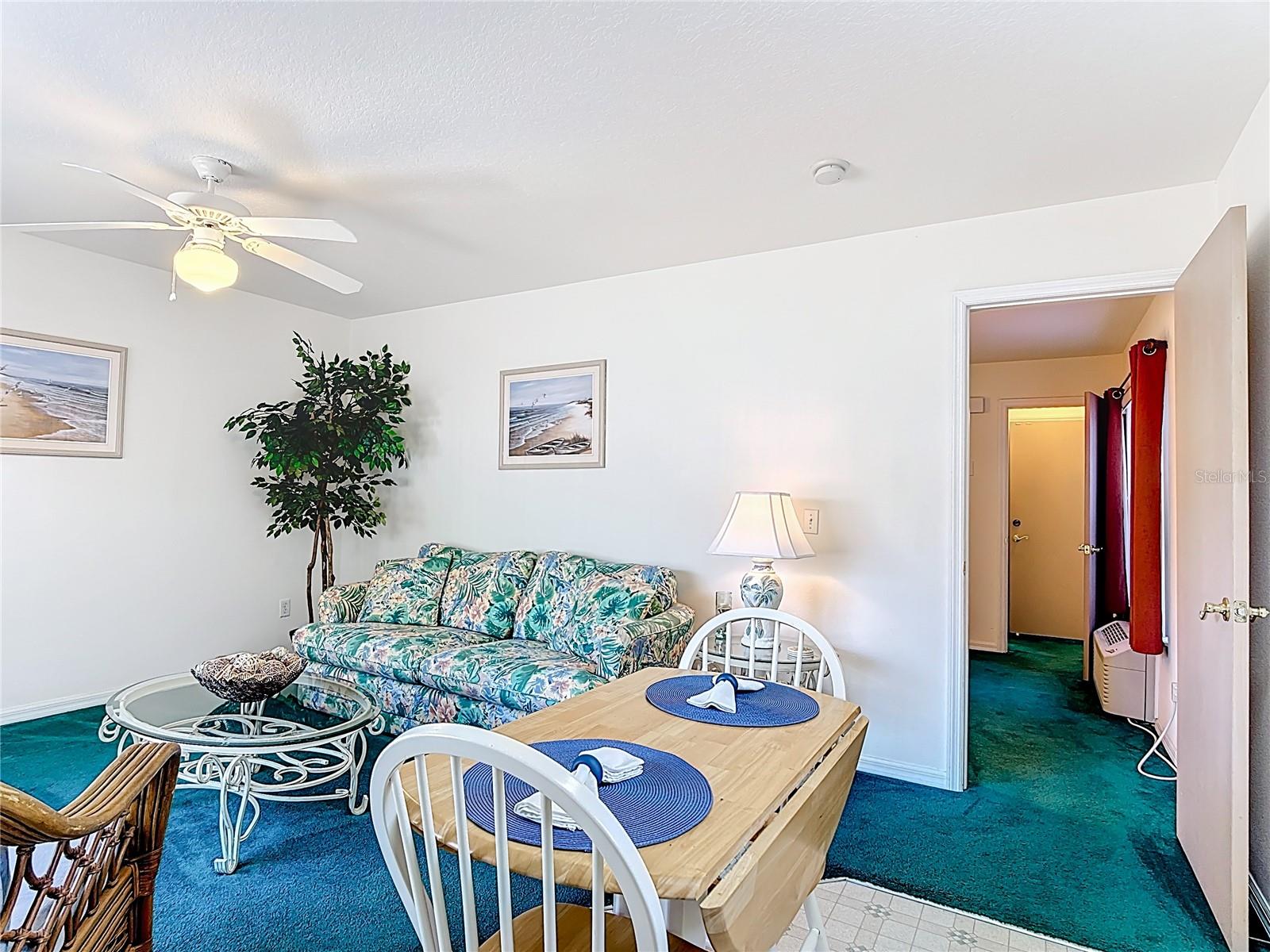 1st Floor Living Area - 565 ORCHID DR, DAVENPORT
