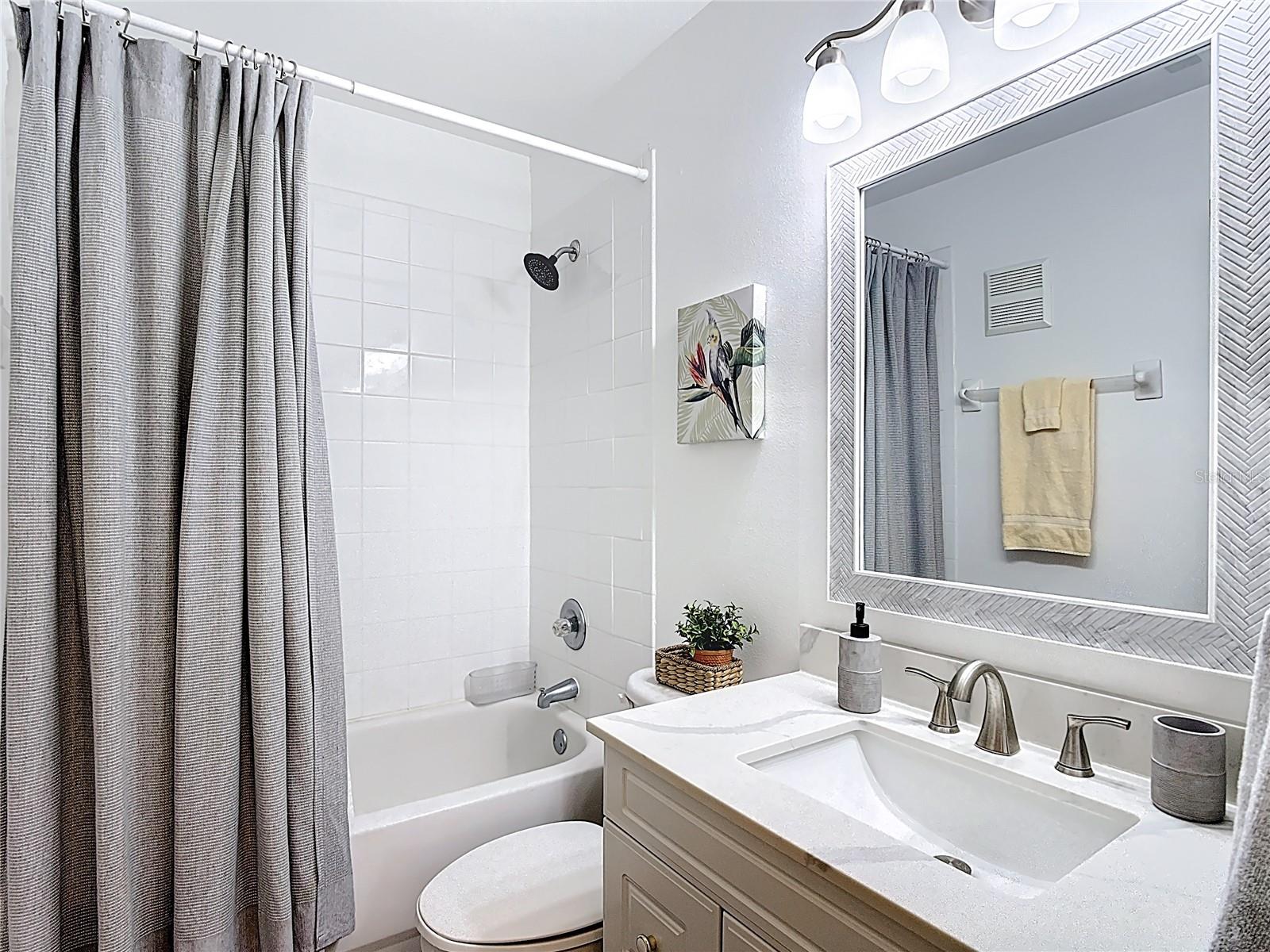 1st Floor Bathroom - 565 ORCHID DR, DAVENPORT